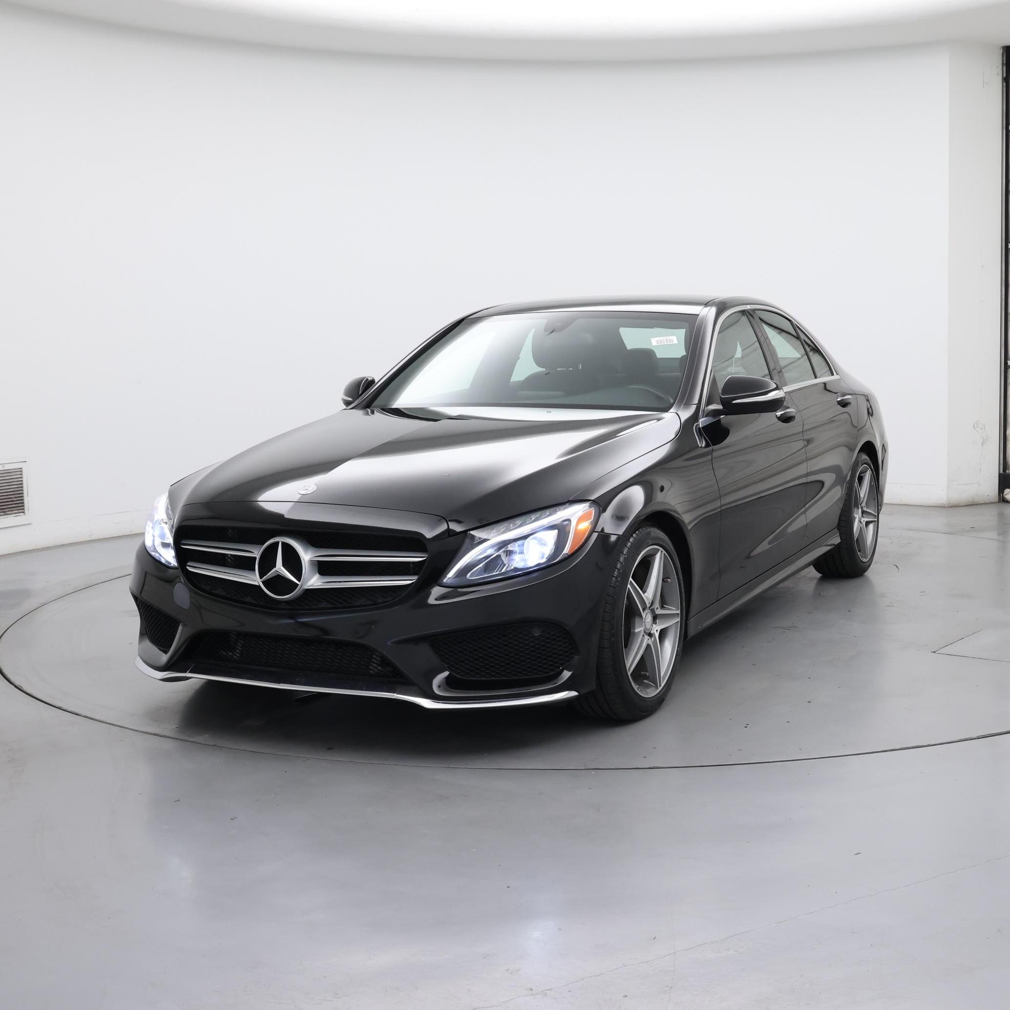 Thumbnail: 2015 Mercedes-Benz C-Class - 4