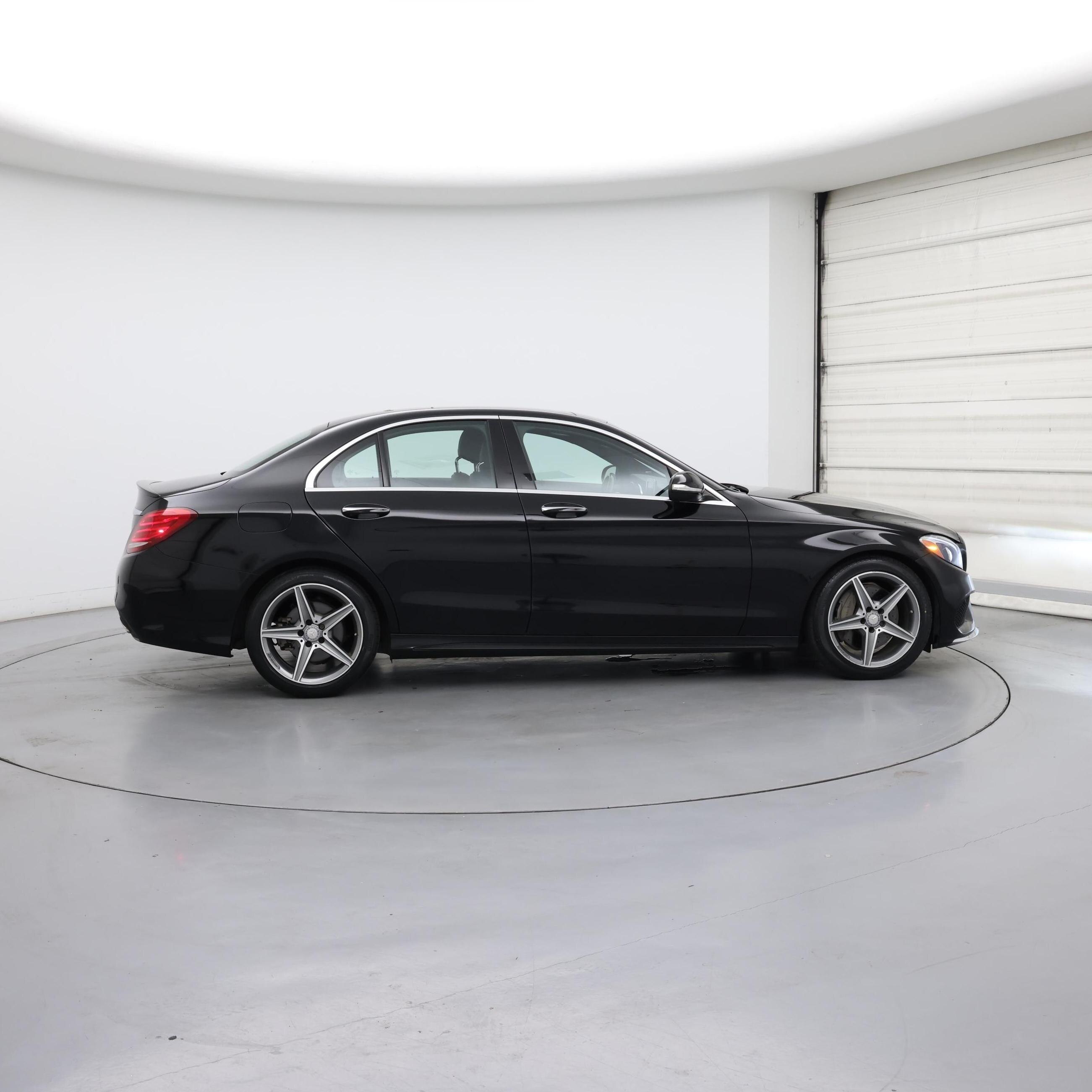 Thumbnail: 2015 Mercedes-Benz C-Class - 7