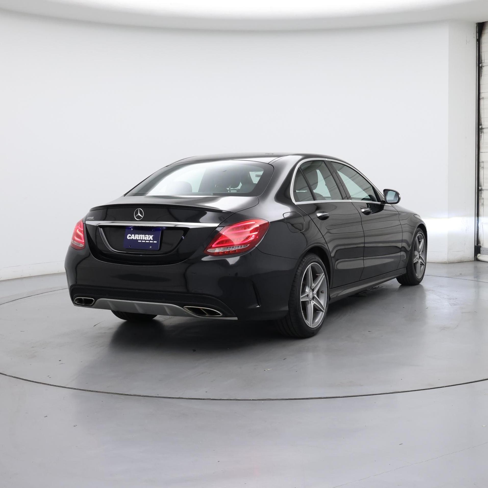 Thumbnail: 2015 Mercedes-Benz C-Class - 8