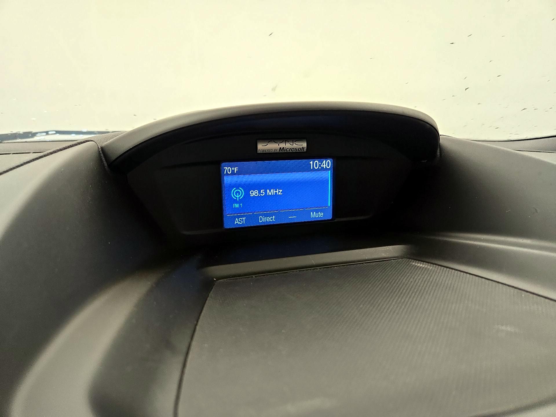 Thumbnail: 2015 Ford Escape - 15