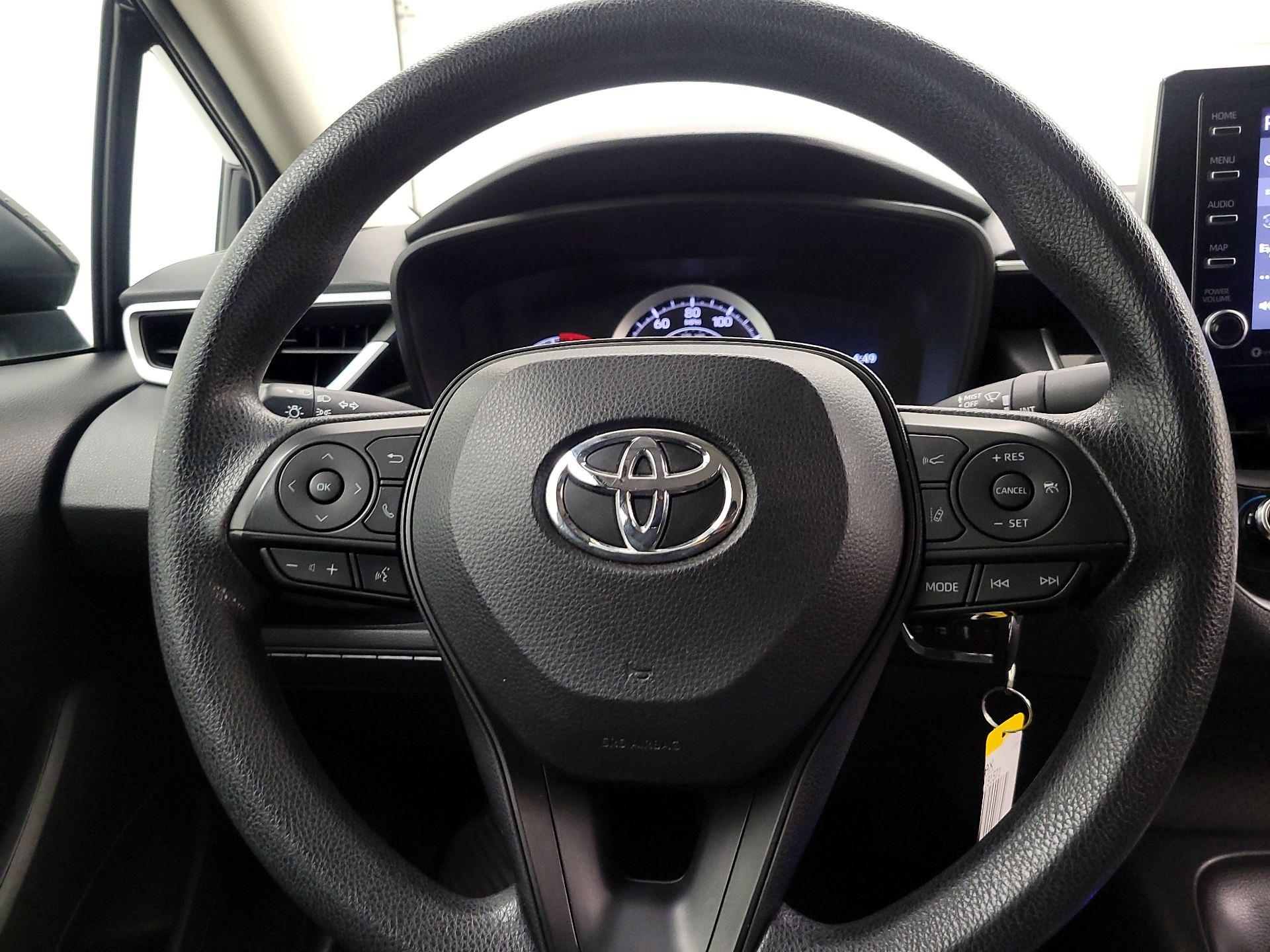 Thumbnail: 2021 Toyota Corolla - 10