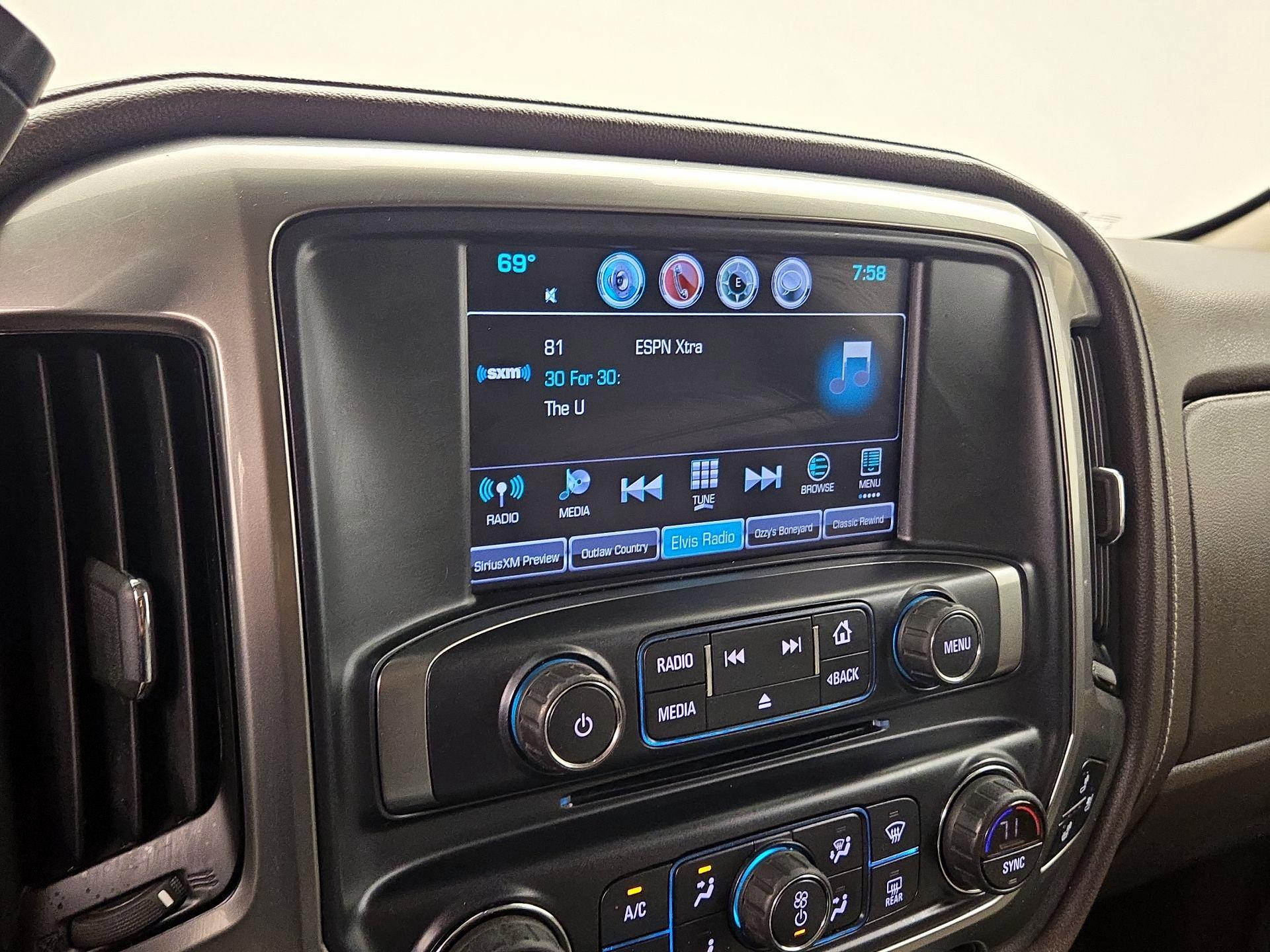 Thumbnail: 2018 Chevrolet Silverado 3500 - 16