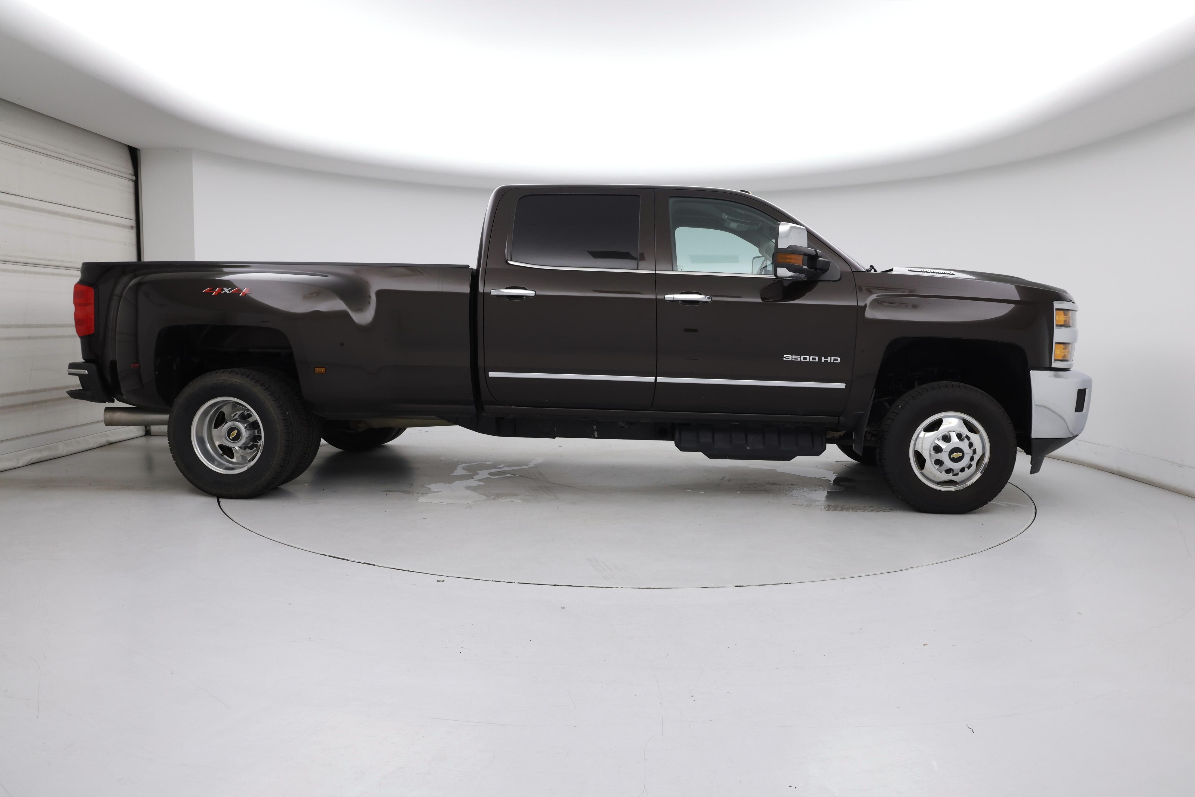 Thumbnail: 2018 Chevrolet Silverado 3500 - 7