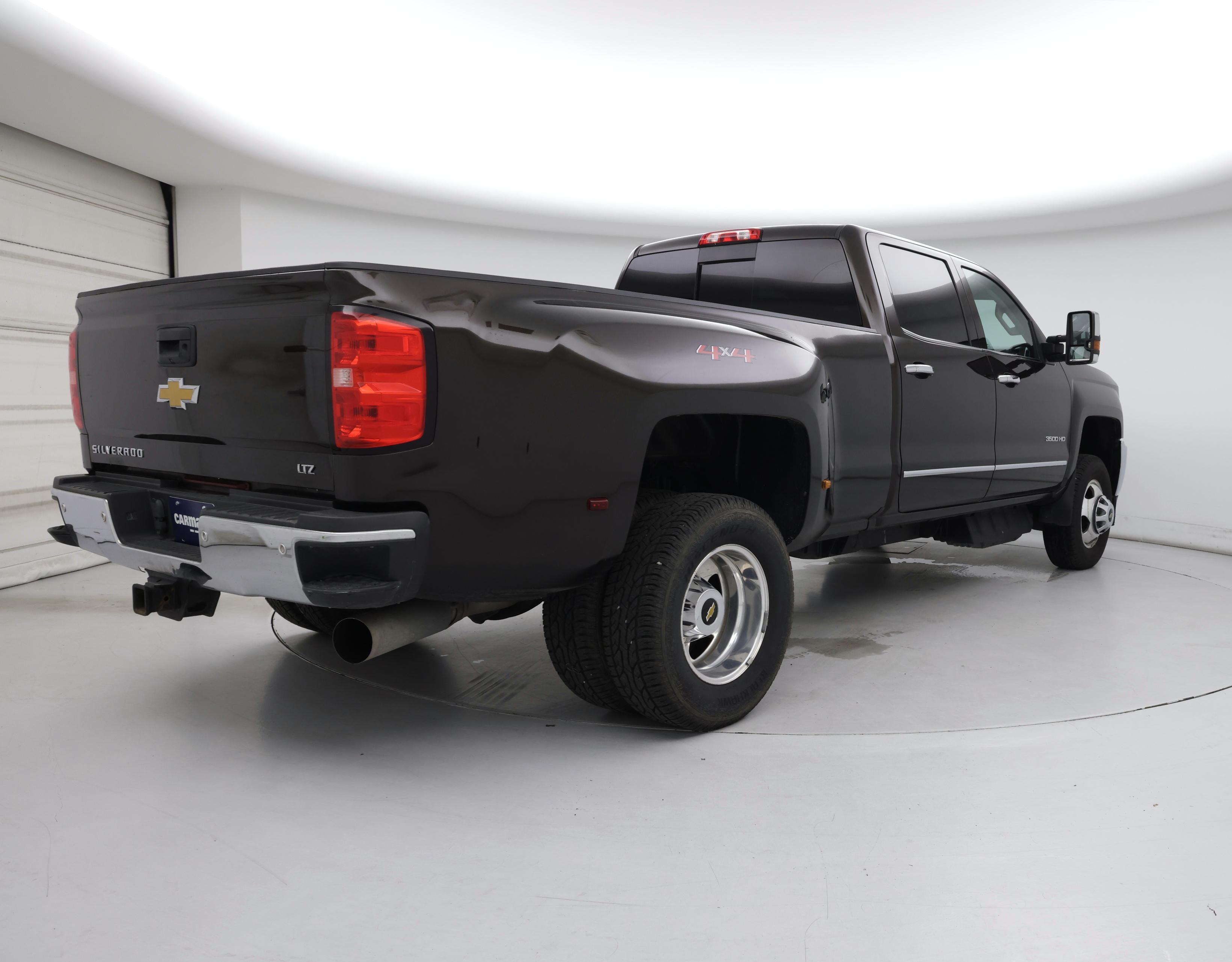 Thumbnail: 2018 Chevrolet Silverado 3500 - 8