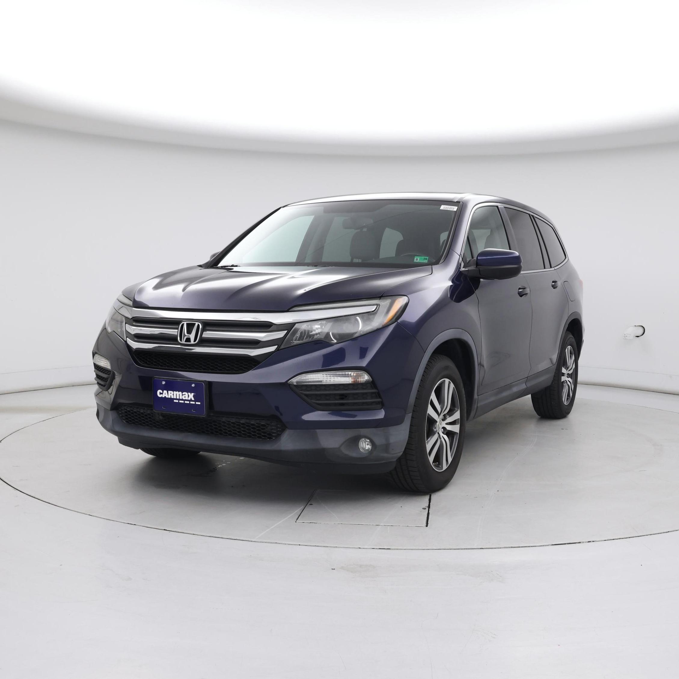 Thumbnail: 2017 Honda Pilot - 4