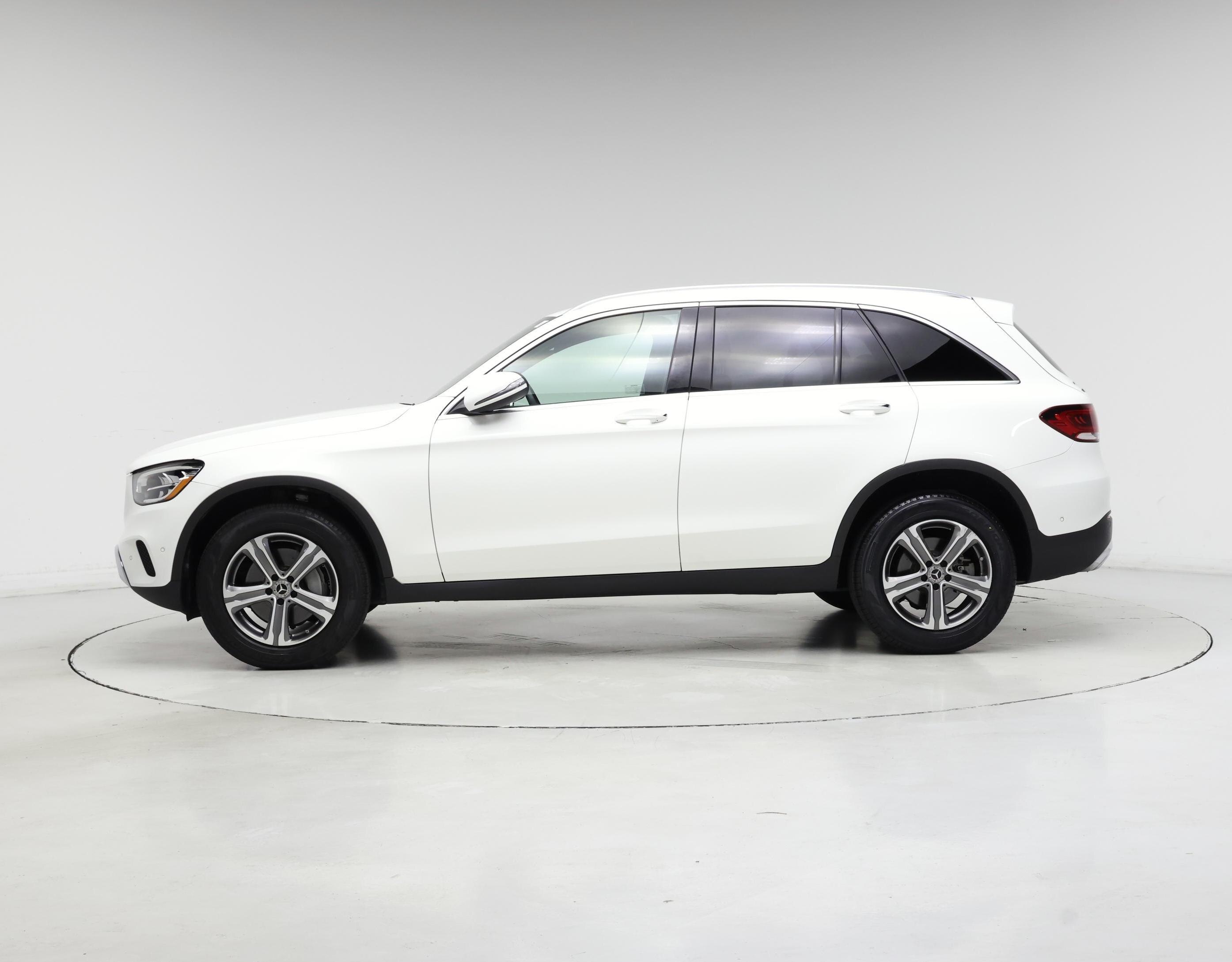 Thumbnail: 2022 Mercedes-Benz GLC - 3