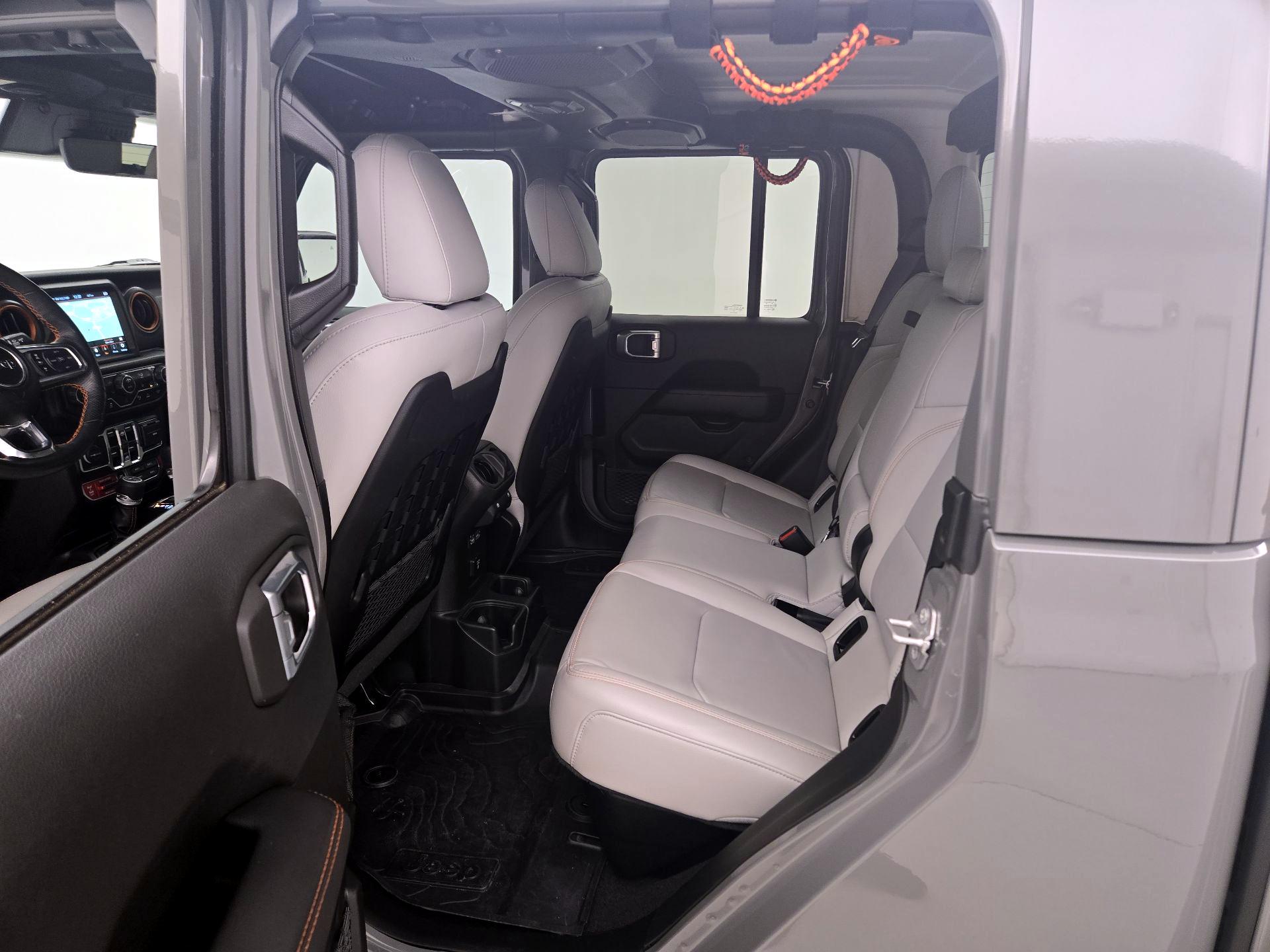 Thumbnail: 2021 Jeep Gladiator - 20
