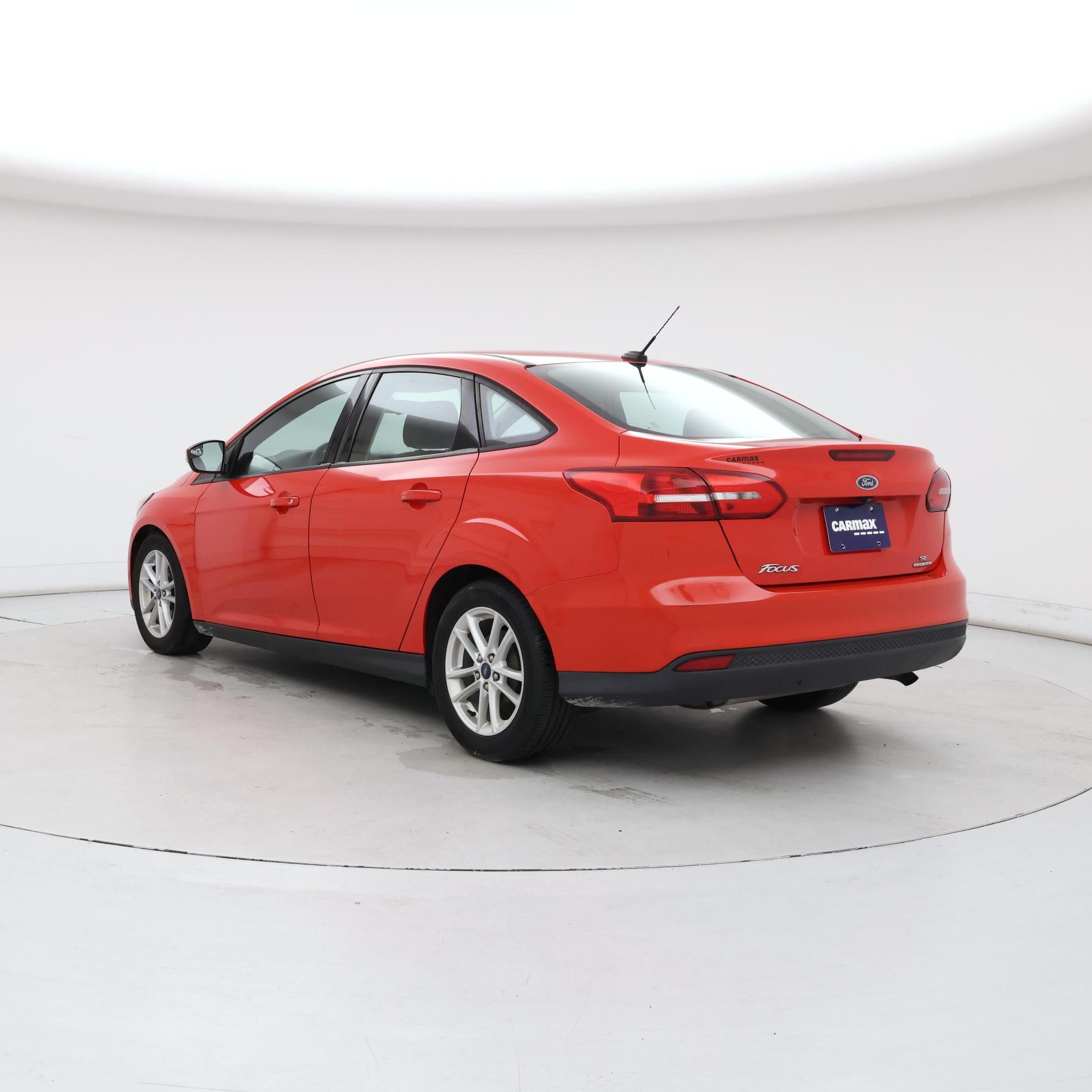 Thumbnail: 2016 Ford Focus - 2
