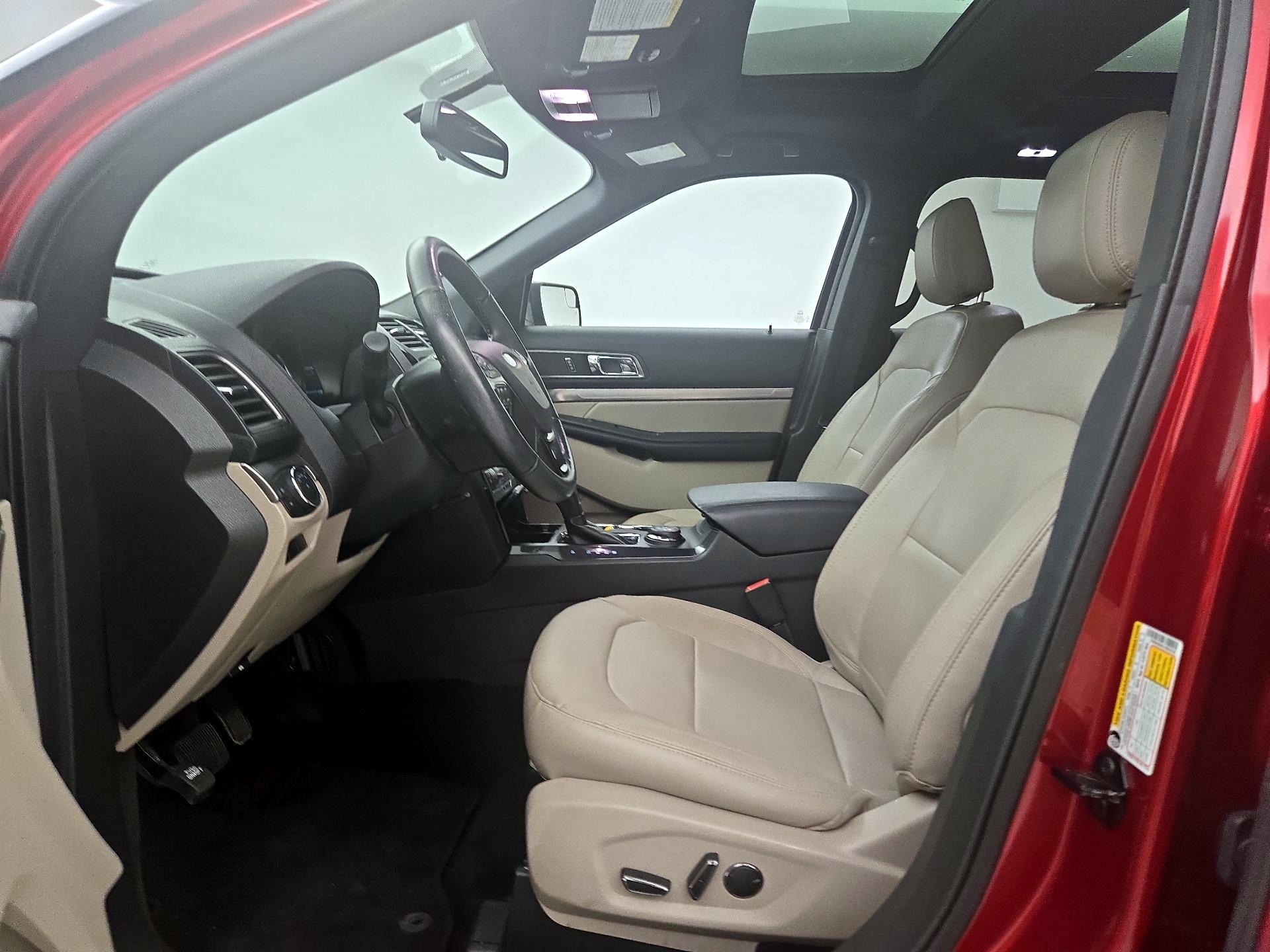 Thumbnail: 2018 Ford Explorer - 11