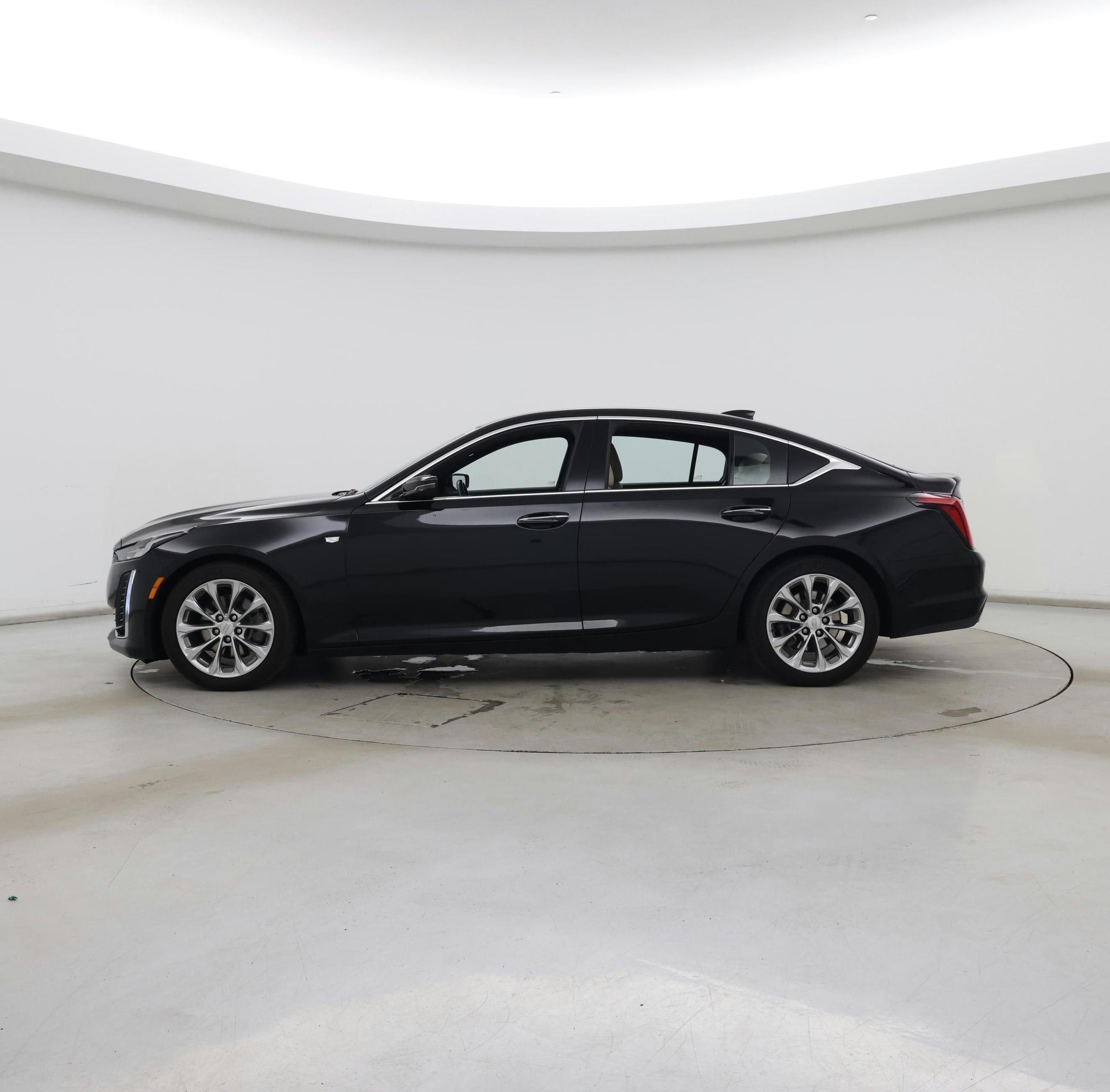 Thumbnail: 2023 Cadillac CT5 - 3