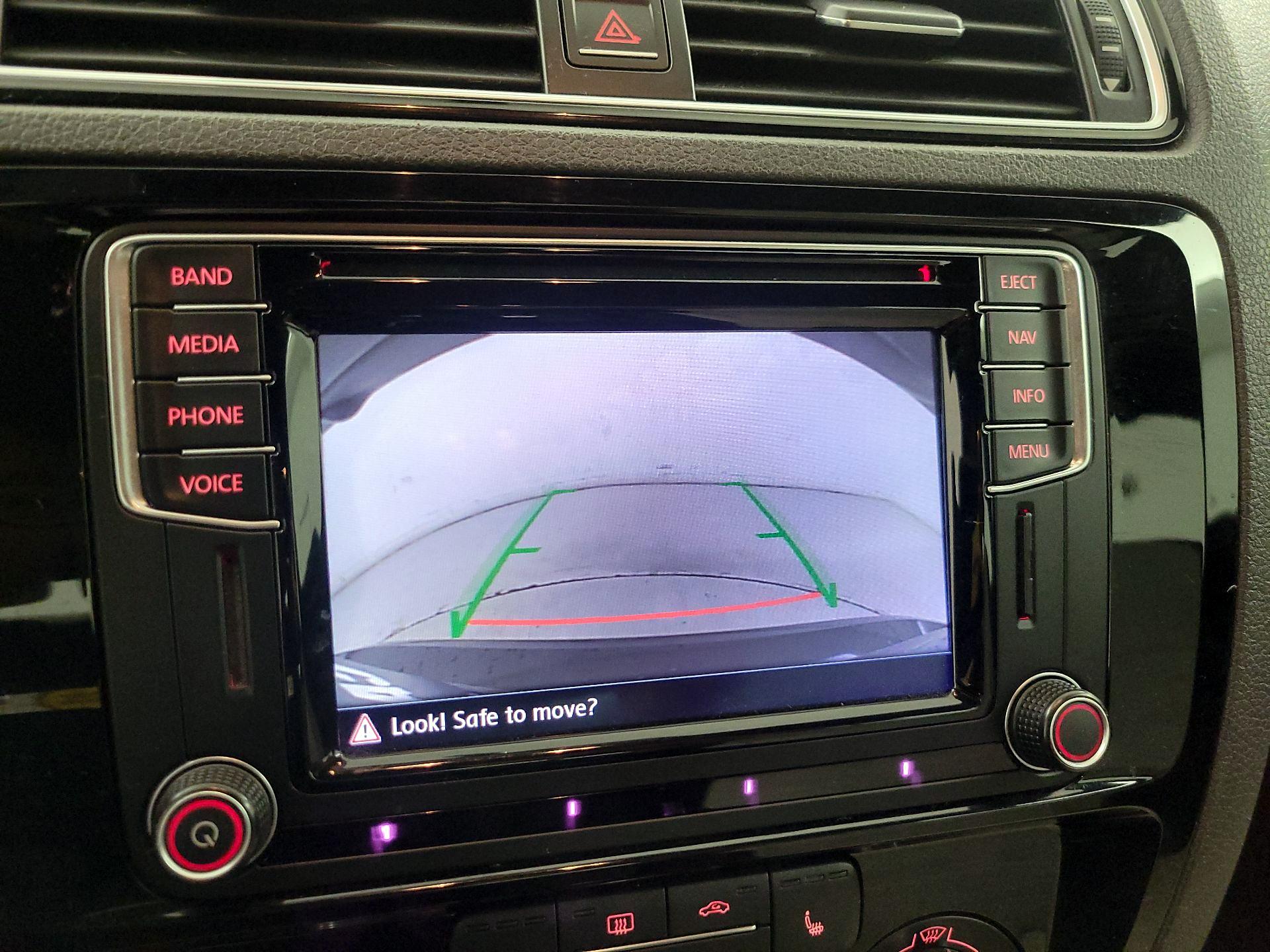 Thumbnail: 2016 Volkswagen Jetta - 15