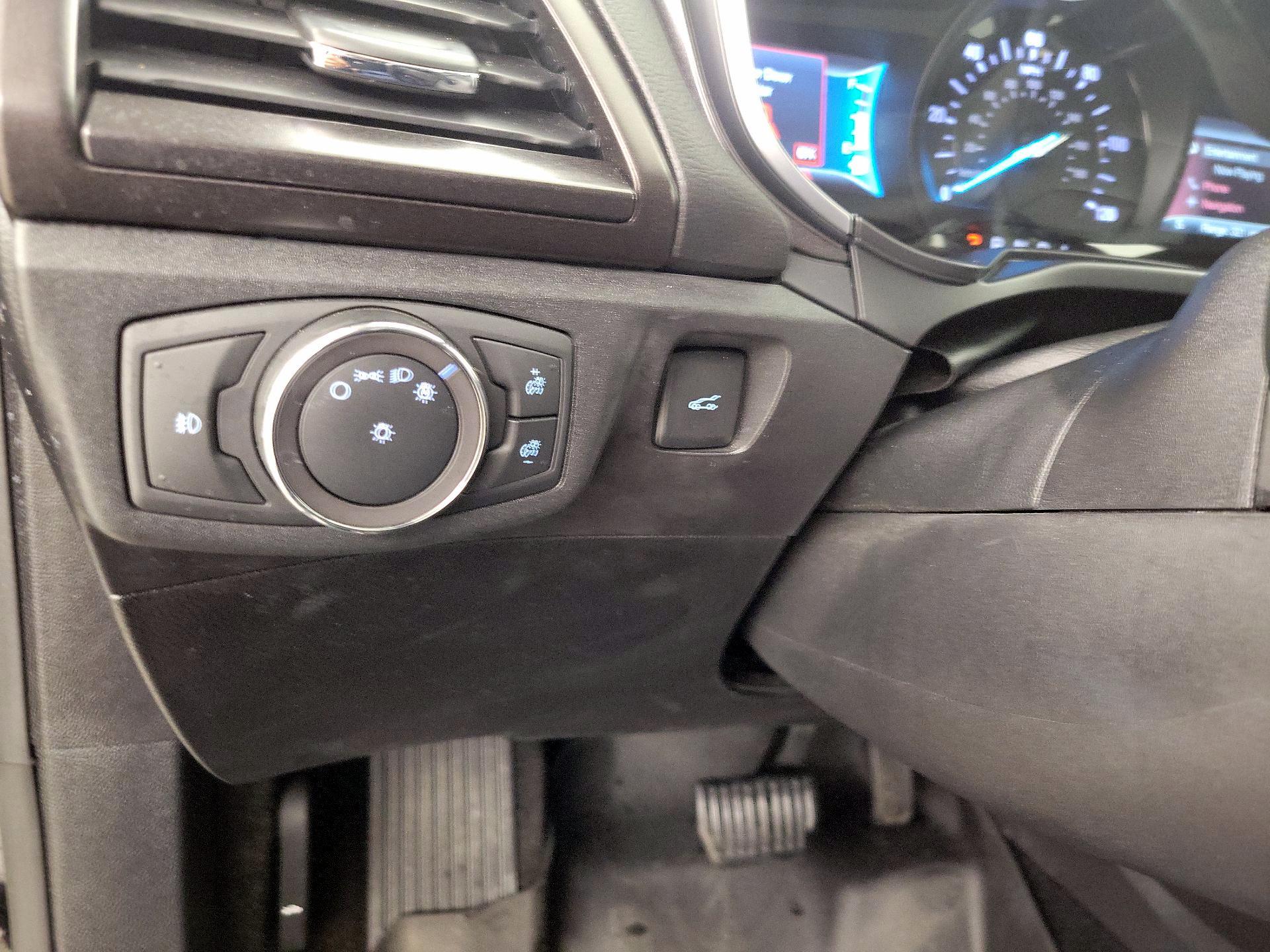 Thumbnail: 2019 Ford Fusion - 13