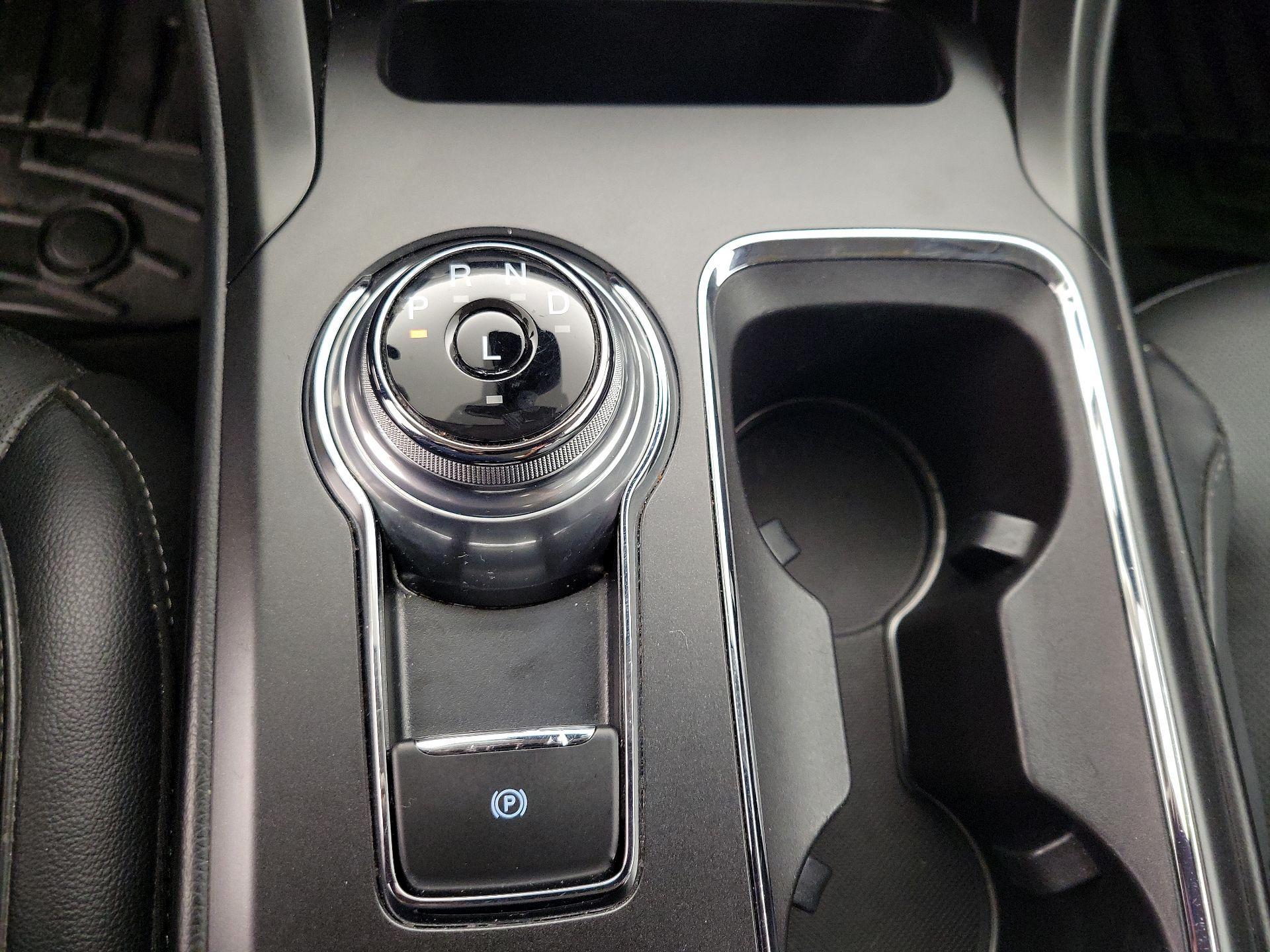 Thumbnail: 2019 Ford Fusion - 18