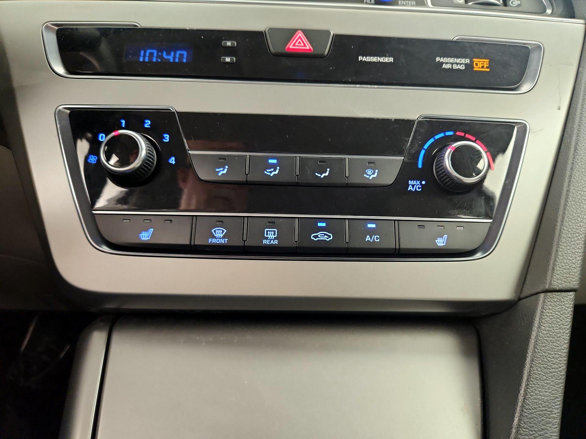 Thumbnail: 2015 Hyundai Sonata - 14