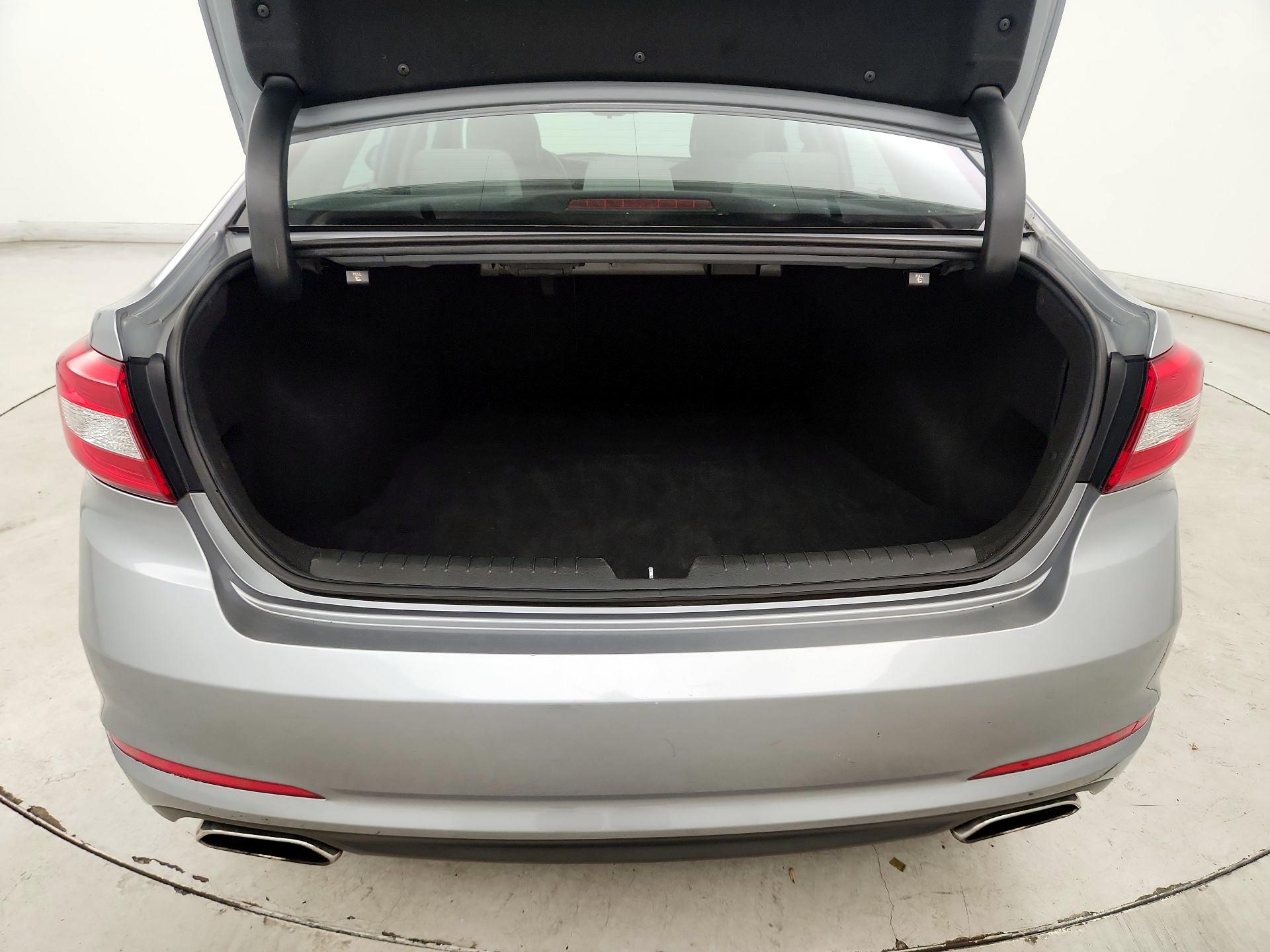 Thumbnail: 2015 Hyundai Sonata - 18