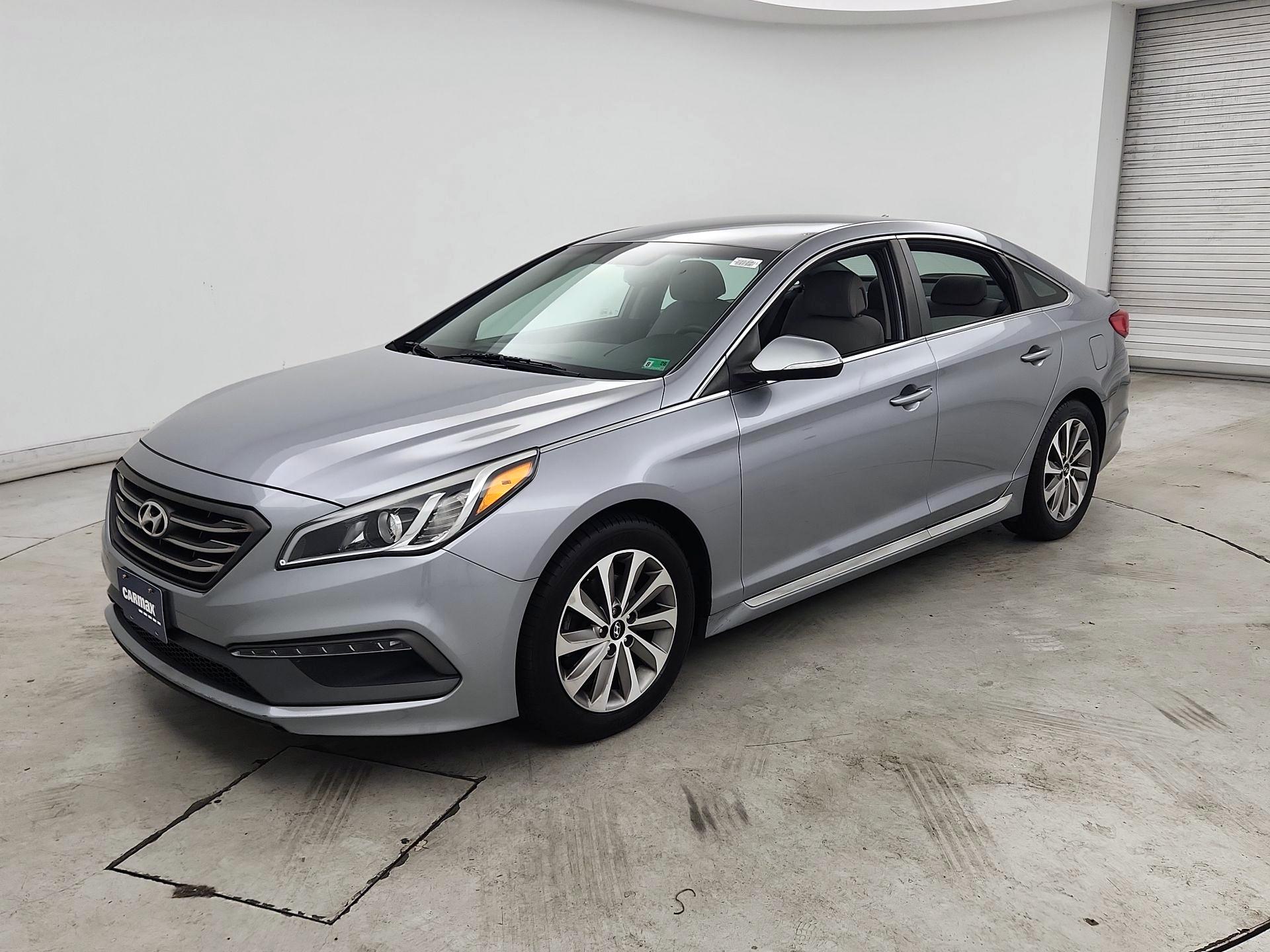 Thumbnail: 2015 Hyundai Sonata - 3