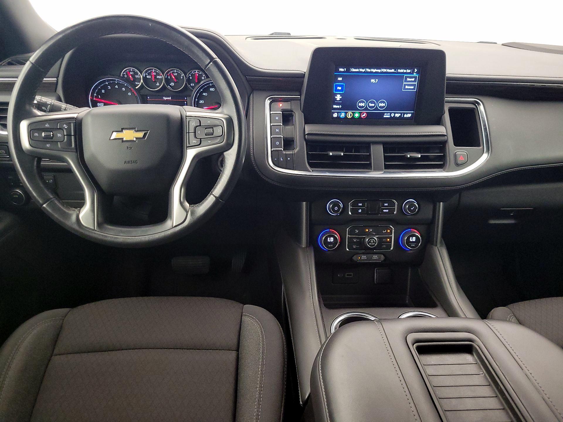 Thumbnail: 2022 Chevrolet Suburban - 9