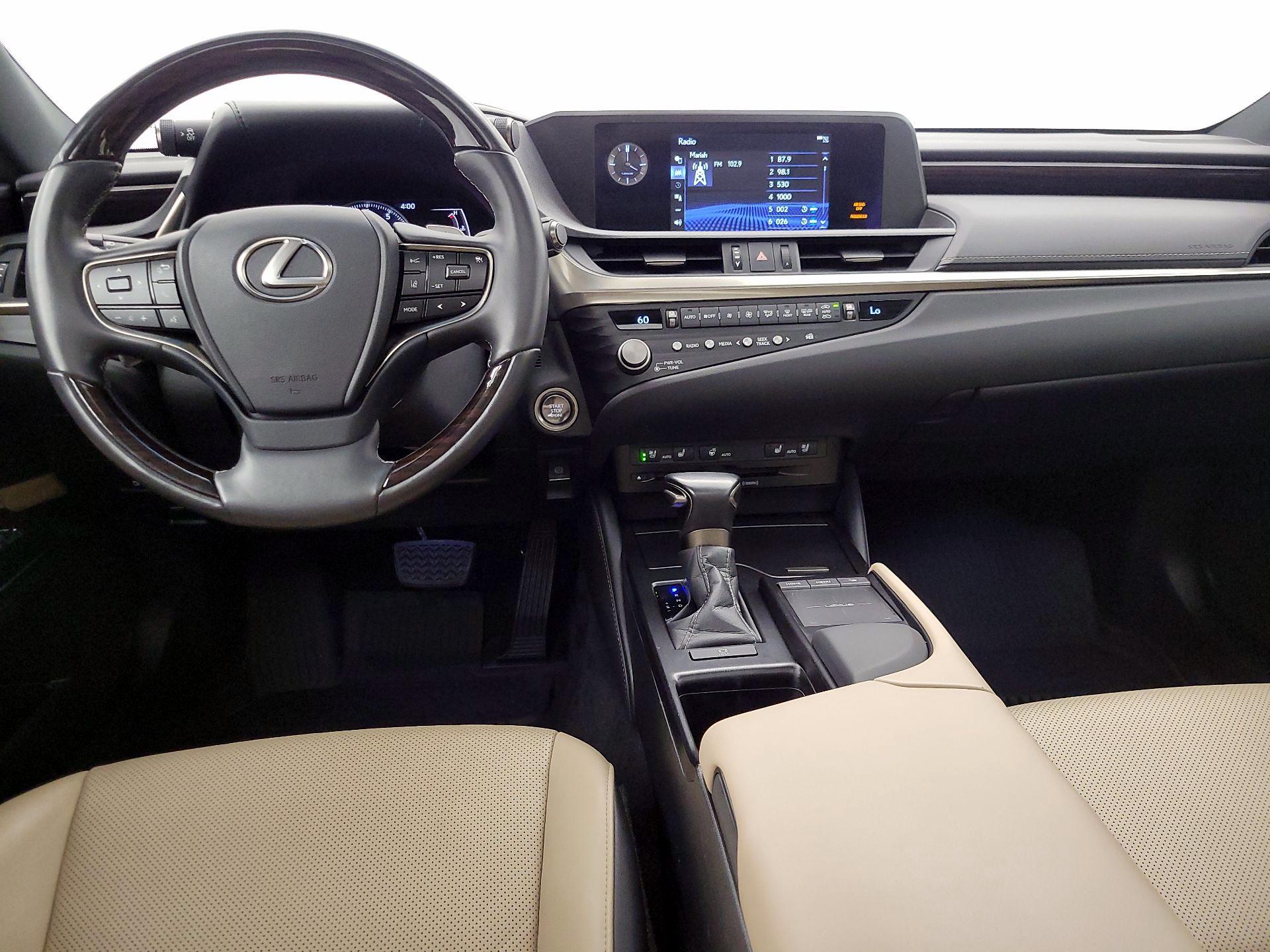 Thumbnail: 2021 Lexus ES - 9