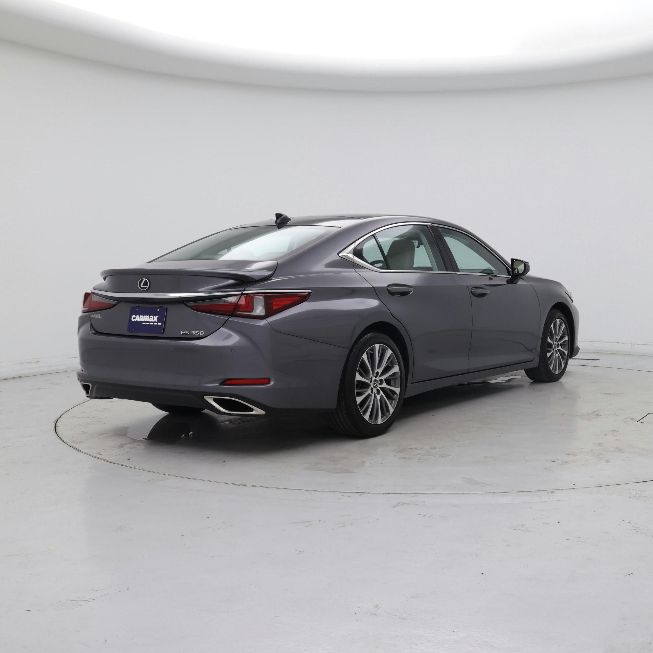 Thumbnail: 2021 Lexus ES - 8