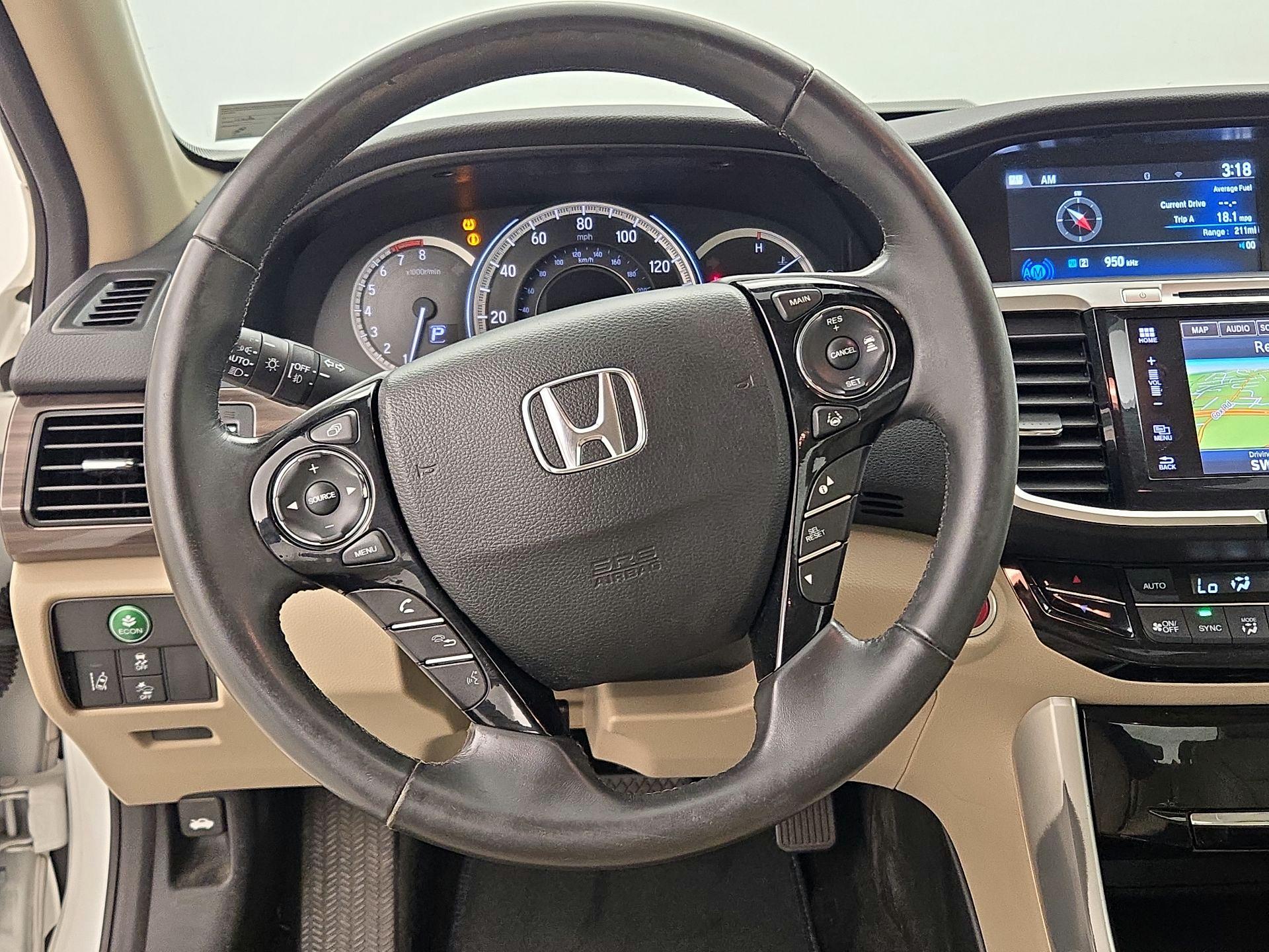 Thumbnail: 2017 Honda Accord - 10