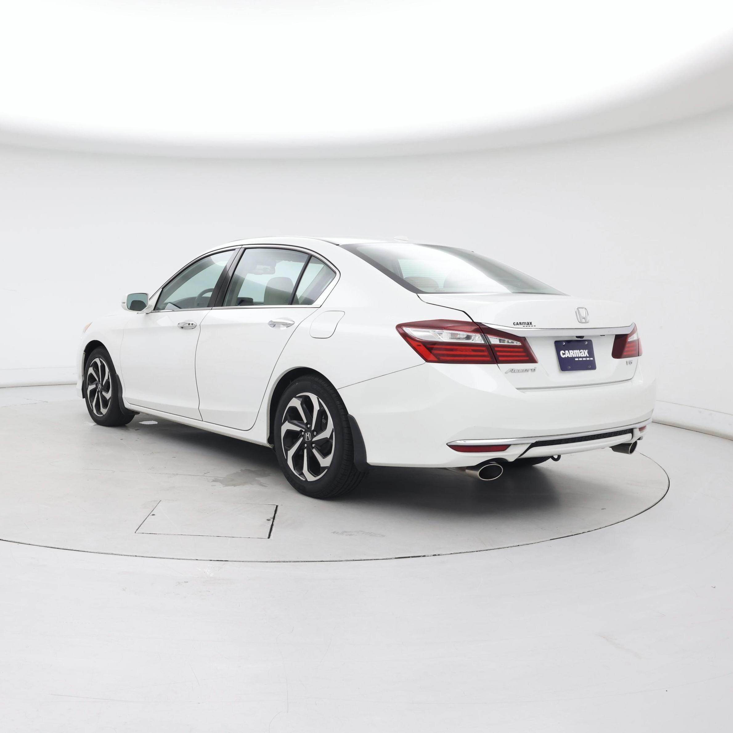 Thumbnail: 2017 Honda Accord - 2