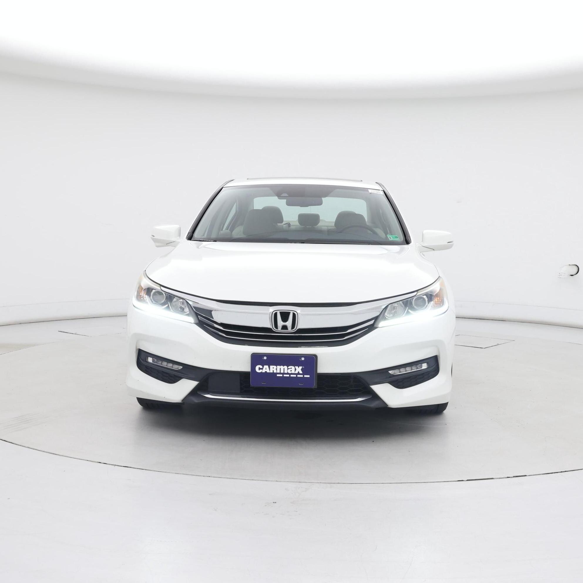 Thumbnail: 2017 Honda Accord - 5