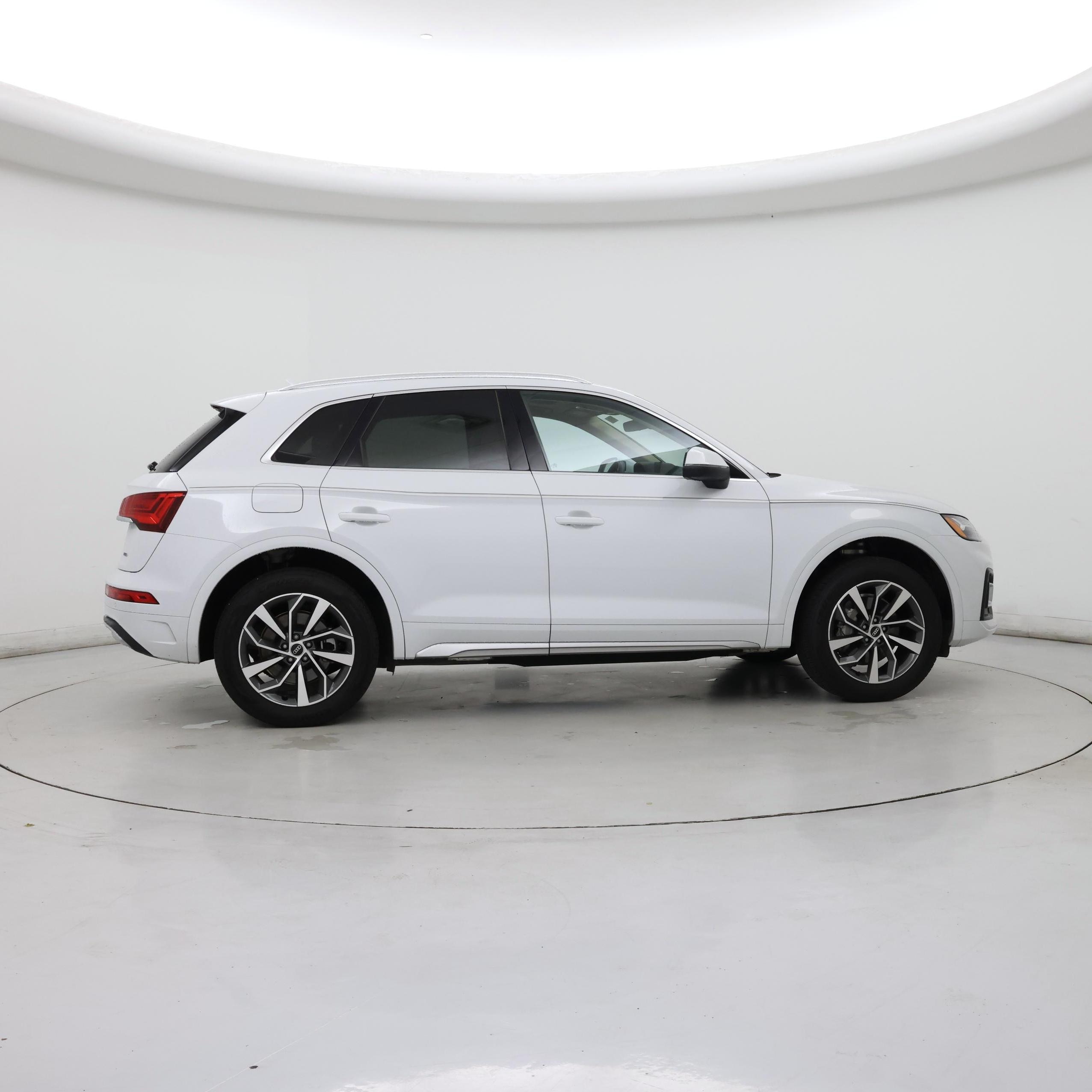 Thumbnail: 2021 Audi Q5 - 7