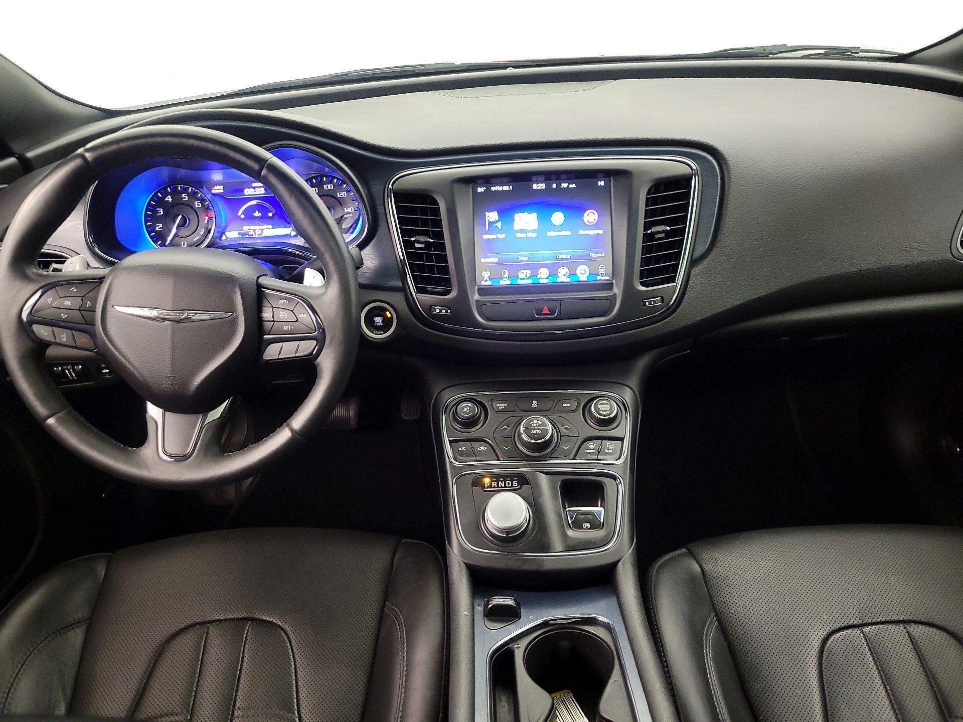 Thumbnail: 2015 Chrysler 200 - 9