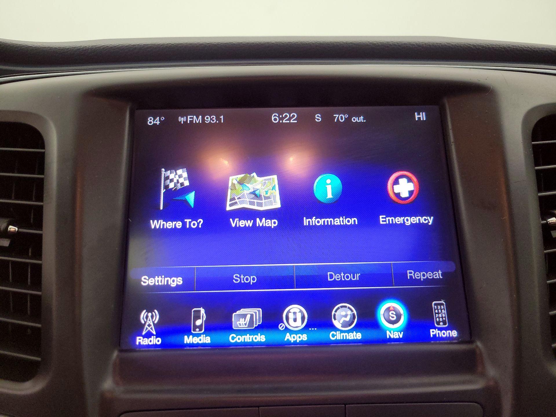 Thumbnail: 2015 Chrysler 200 - 14