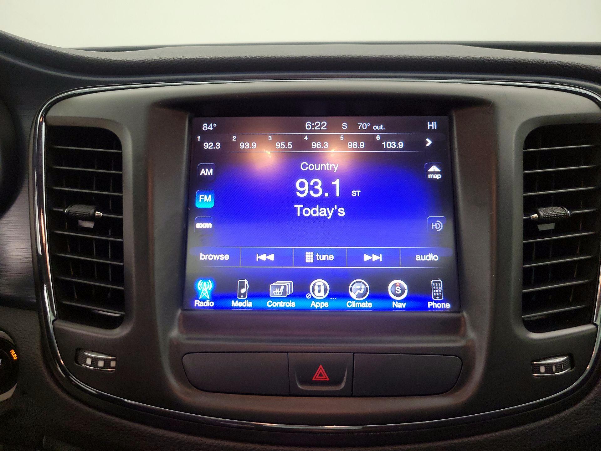 Thumbnail: 2015 Chrysler 200 - 16
