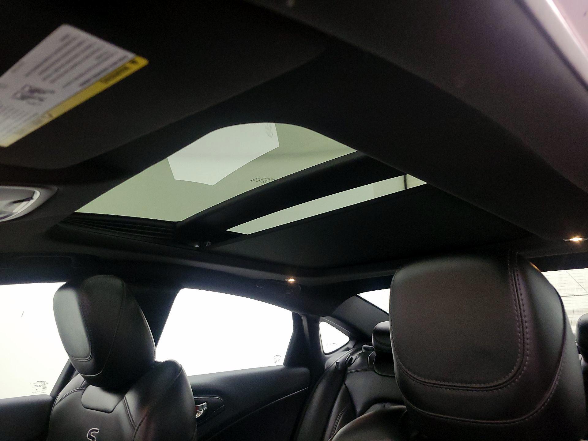 Thumbnail: 2015 Chrysler 200 - 20
