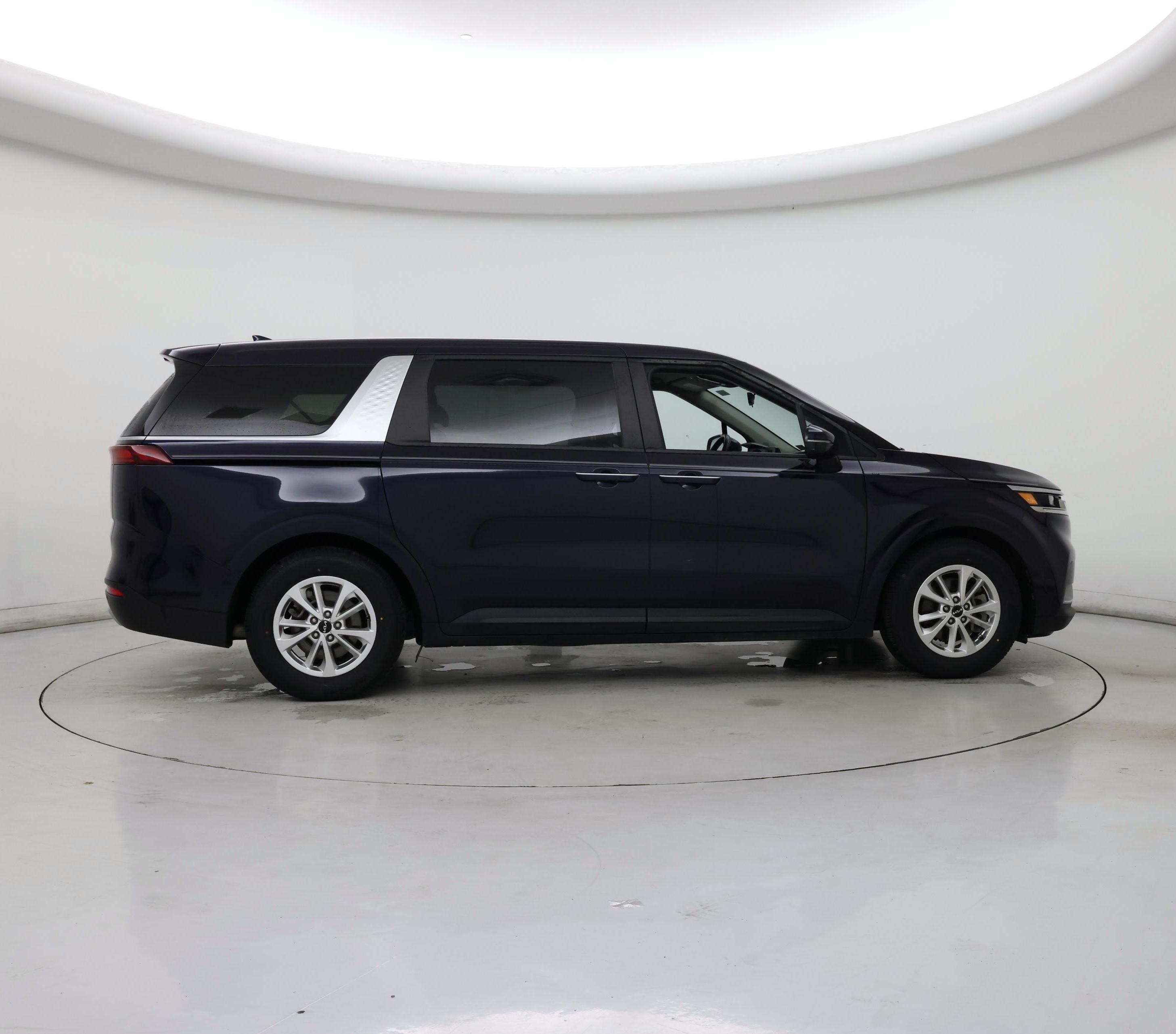 Thumbnail: 2023 Kia Carnival - 7