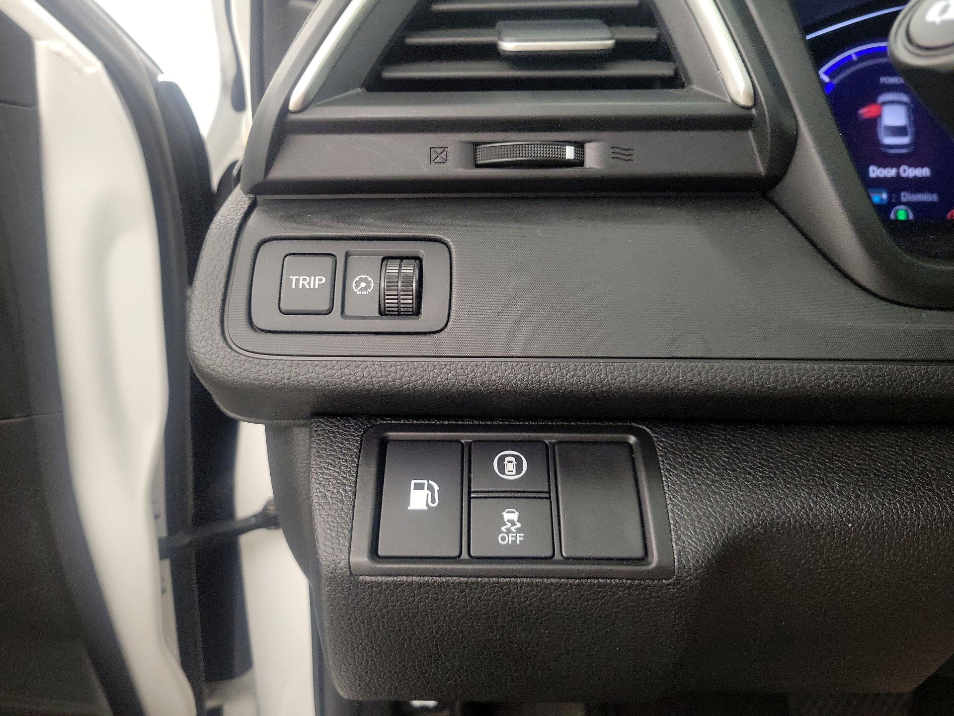 Thumbnail: 2019 Honda Insight - 13