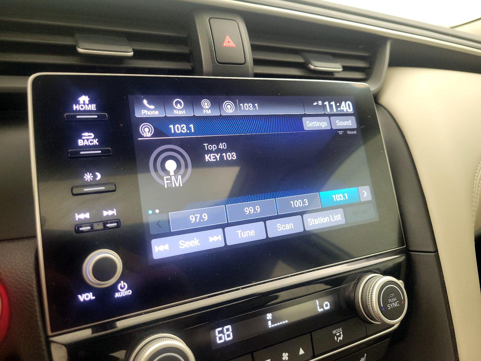 Thumbnail: 2019 Honda Insight - 16