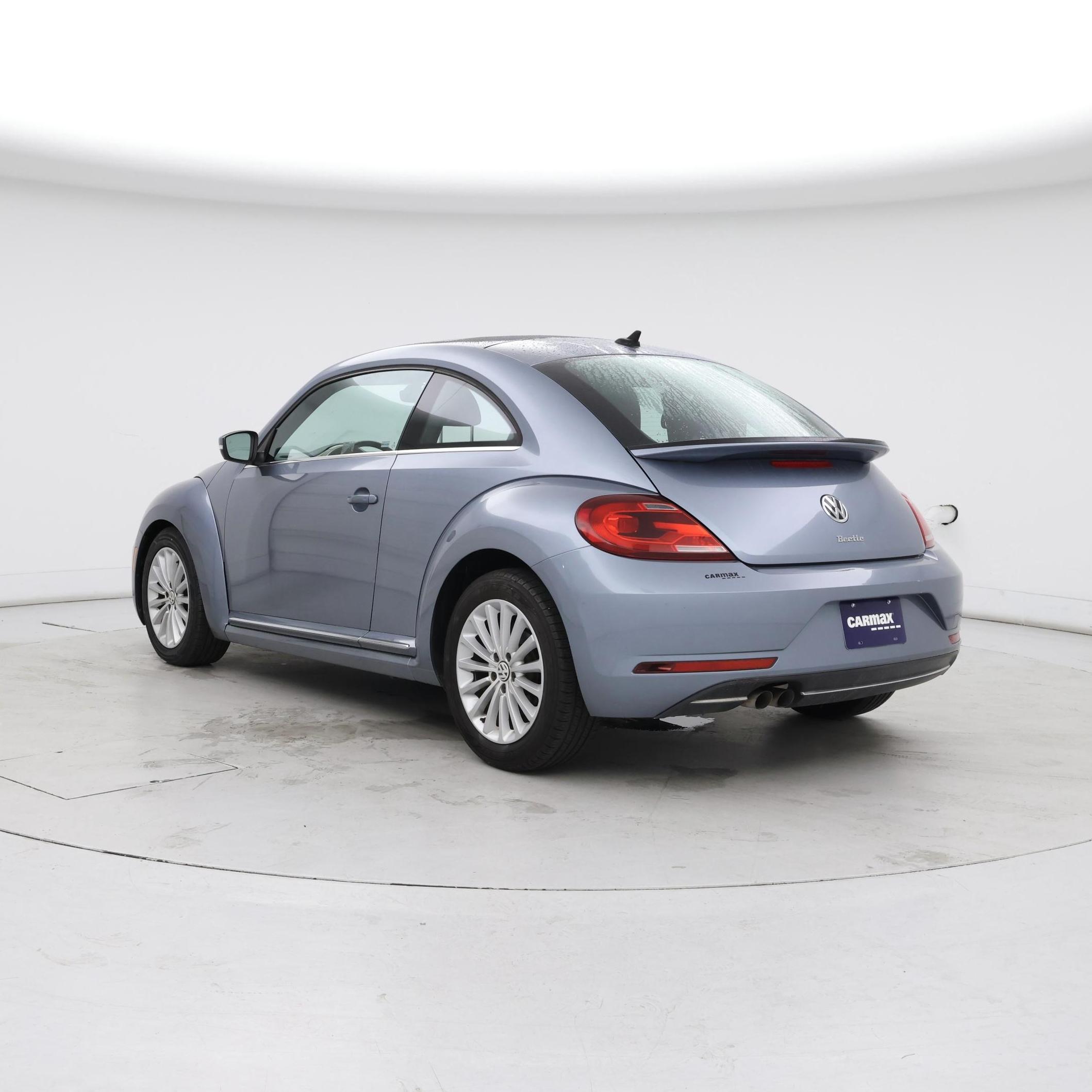 Thumbnail: 2019 Volkswagen Beetle - 2