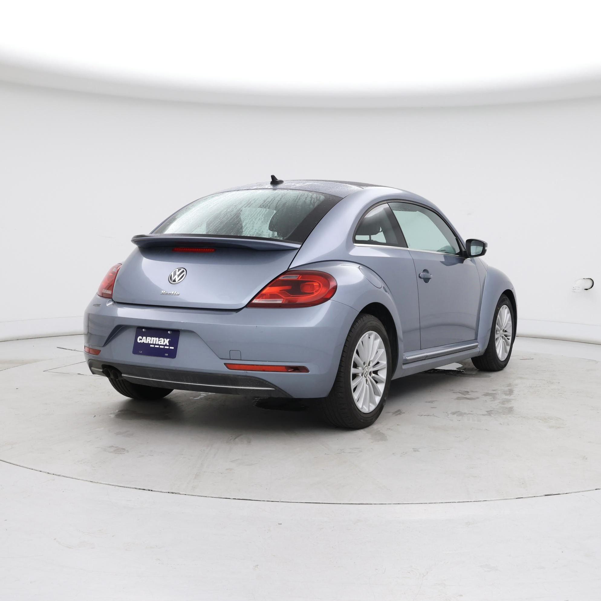 Thumbnail: 2019 Volkswagen Beetle - 8