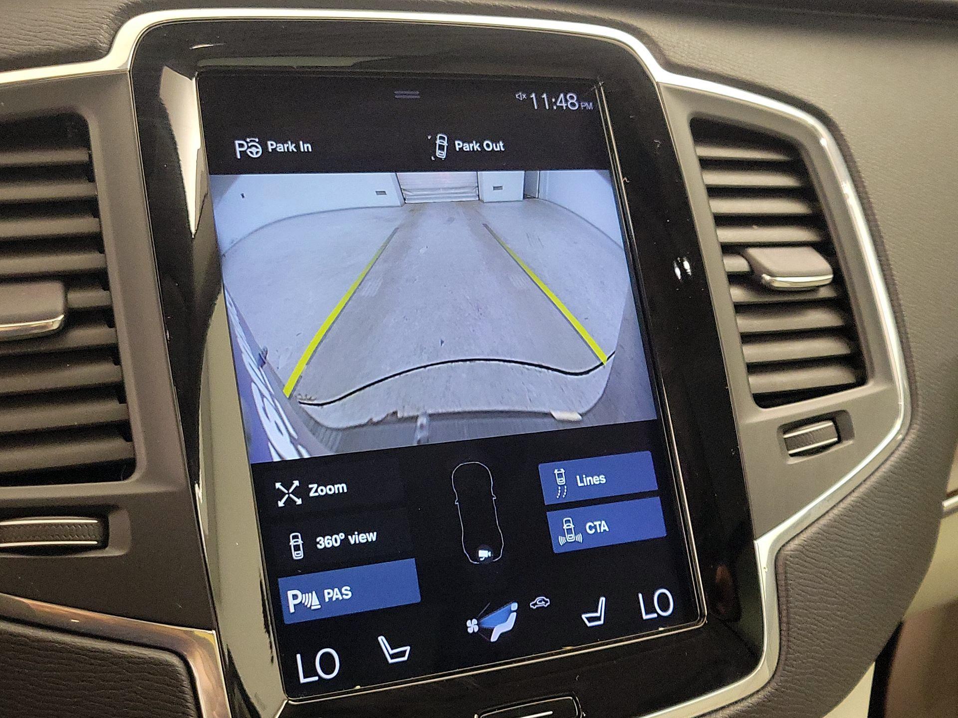 Thumbnail: 2019 Volvo XC90 - 15