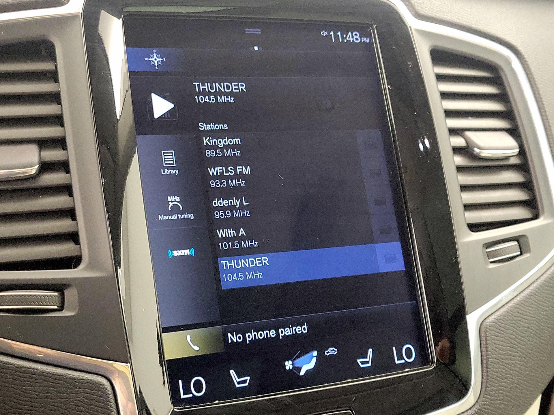Thumbnail: 2019 Volvo XC90 - 16