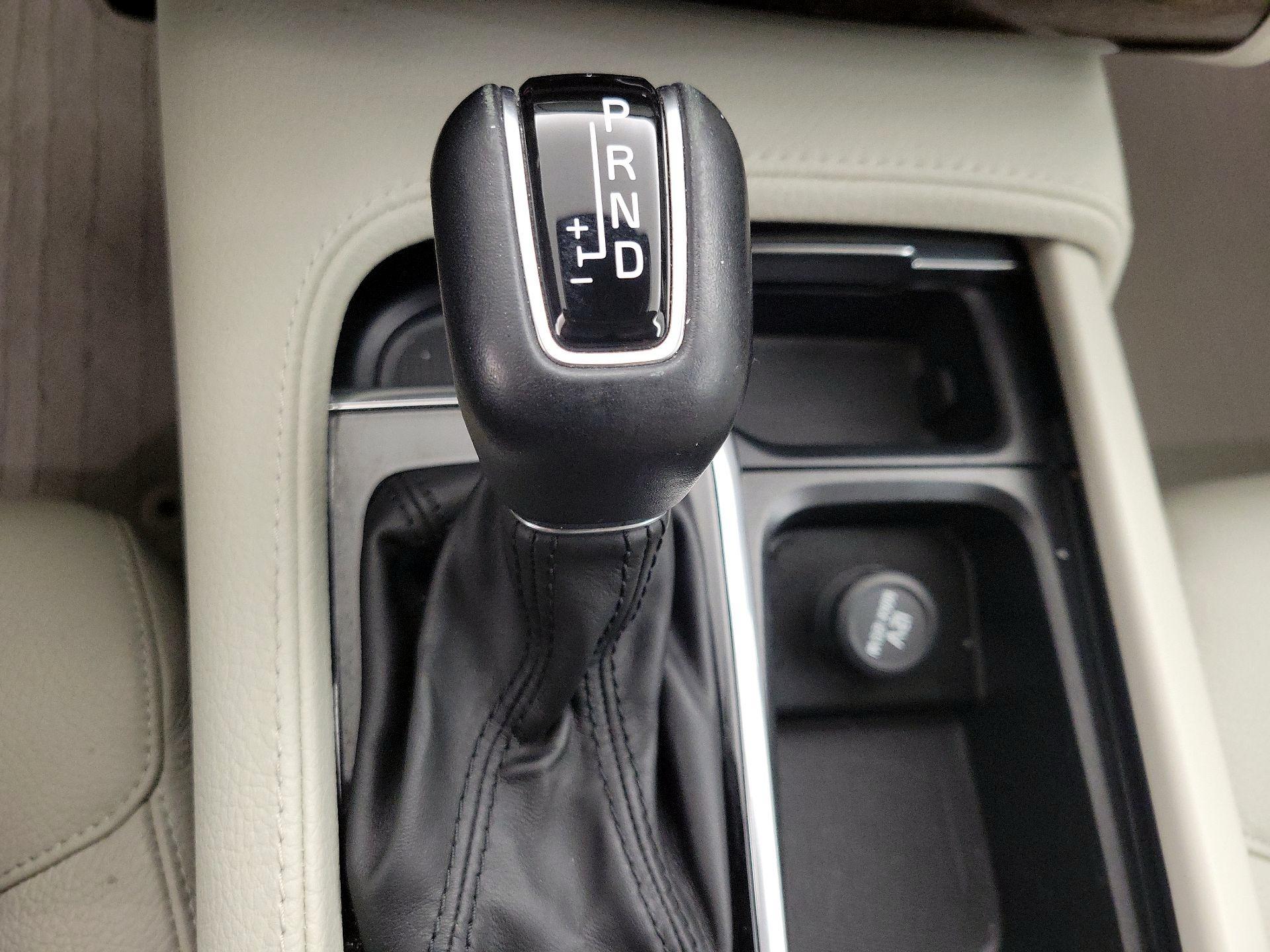 Thumbnail: 2019 Volvo XC90 - 18
