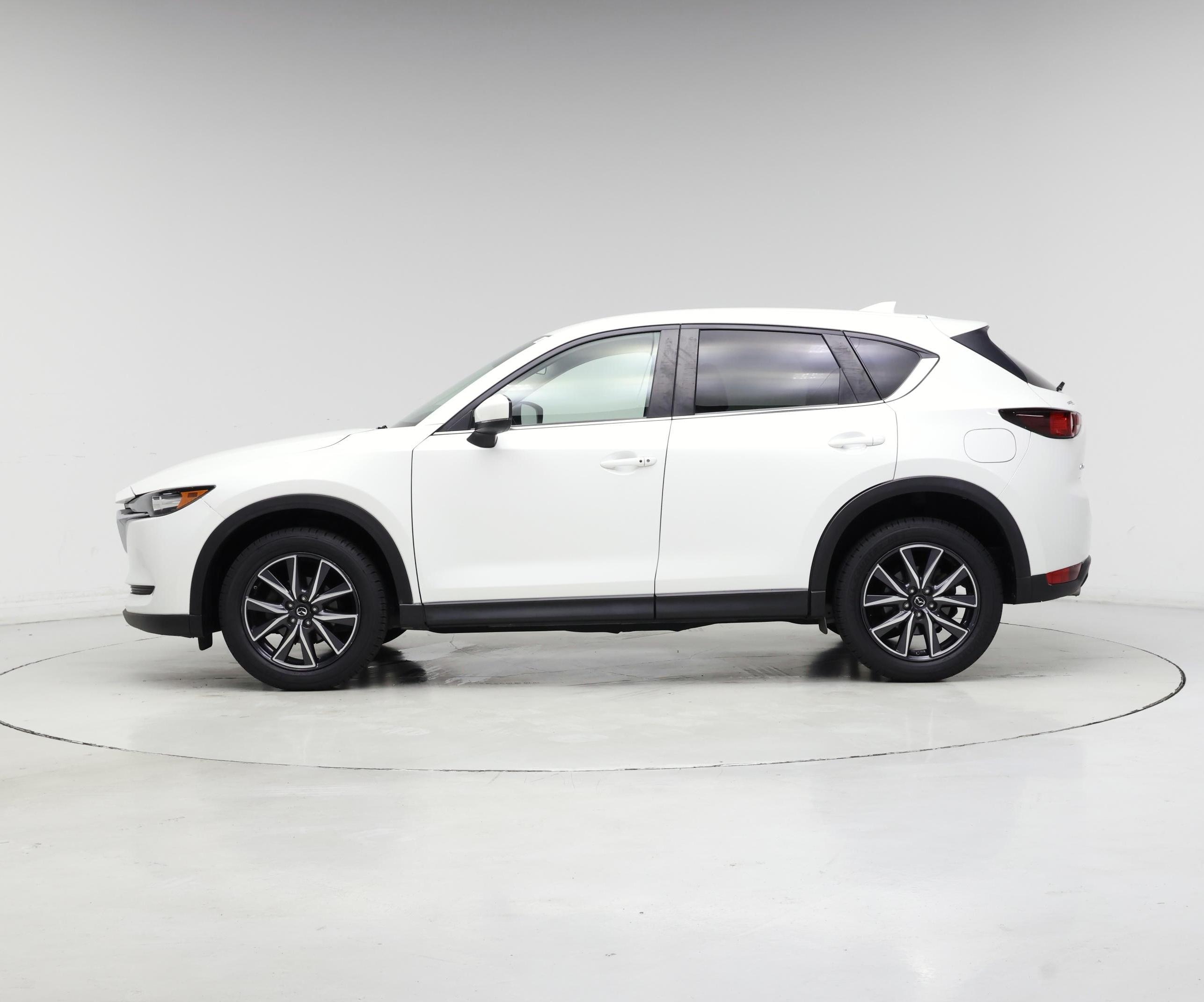 Thumbnail: 2018 Mazda CX-5 - 3