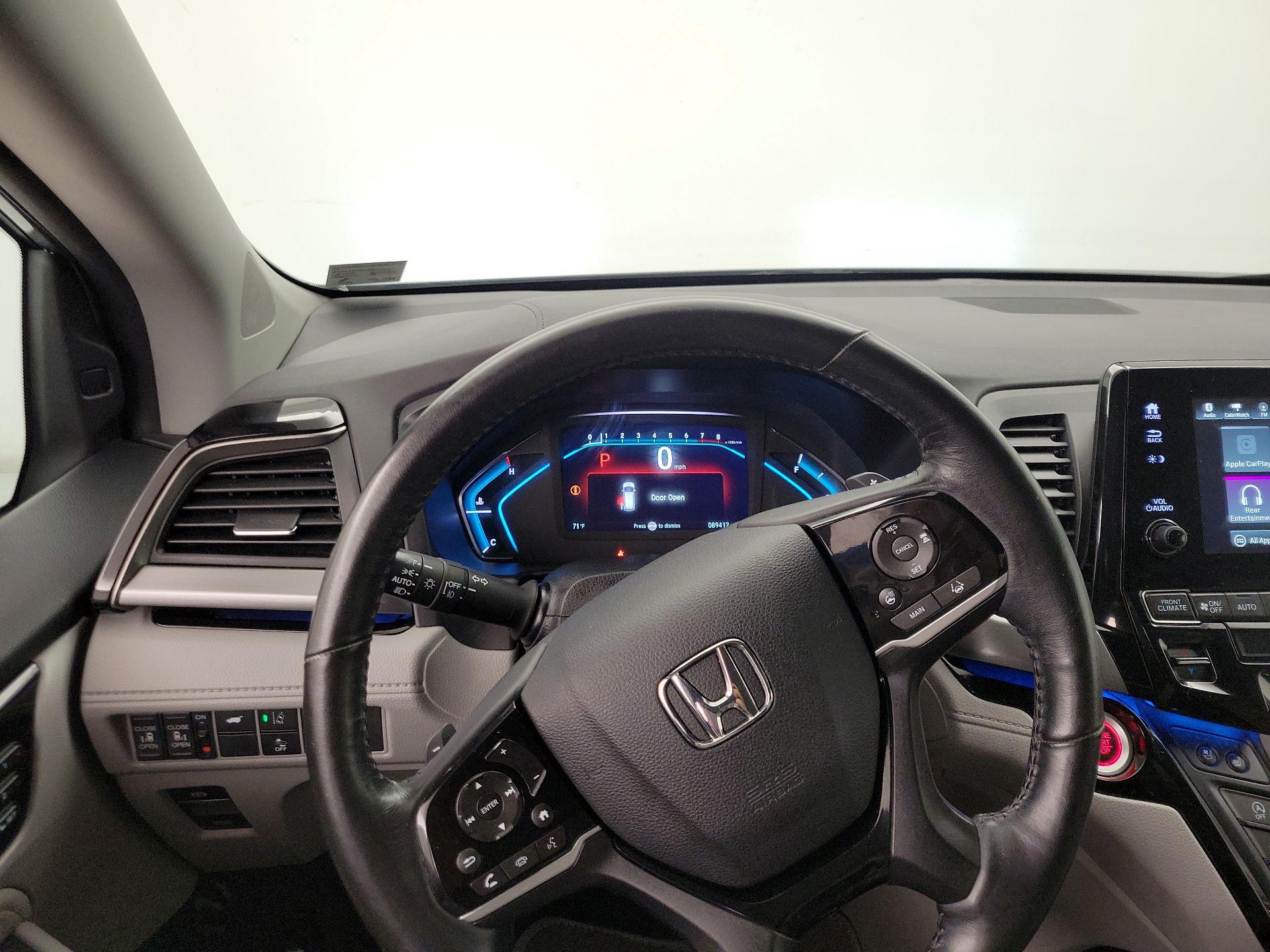 Thumbnail: 2018 Honda Odyssey - 10