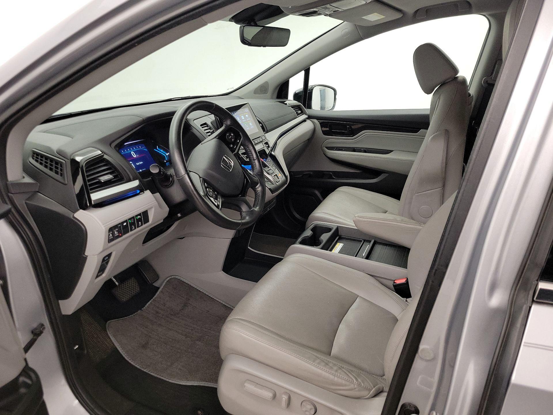 Thumbnail: 2018 Honda Odyssey - 11