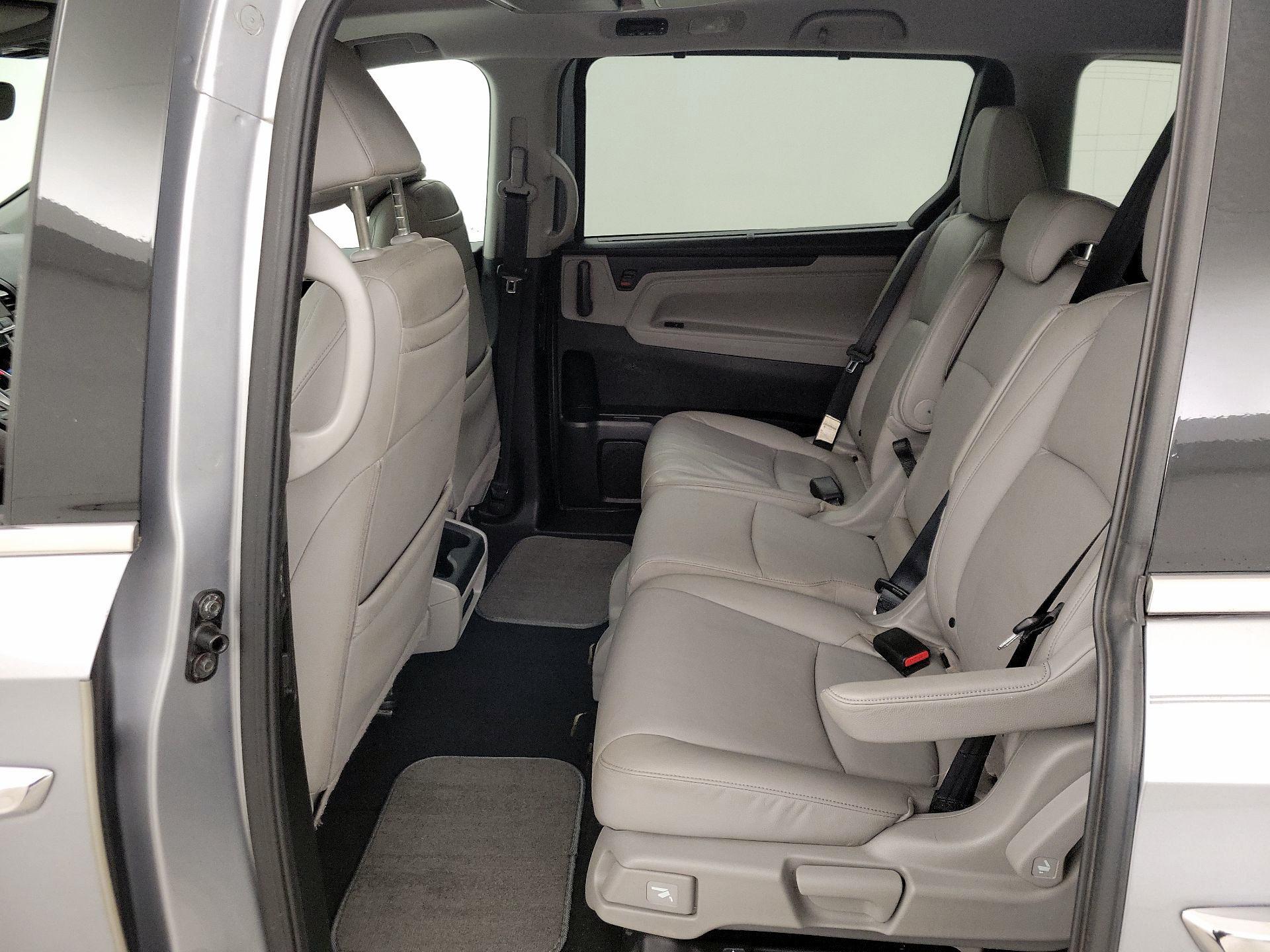 Thumbnail: 2018 Honda Odyssey - 20