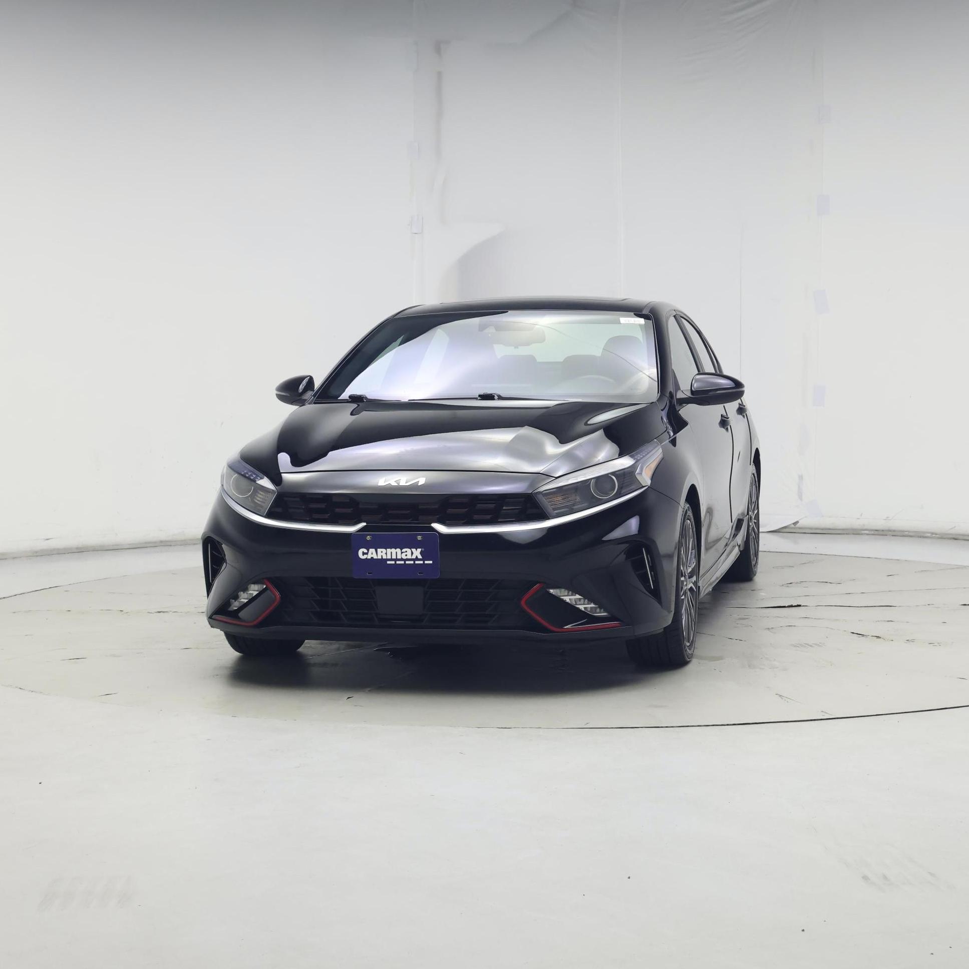 Thumbnail: 2023 Kia Forte - 4