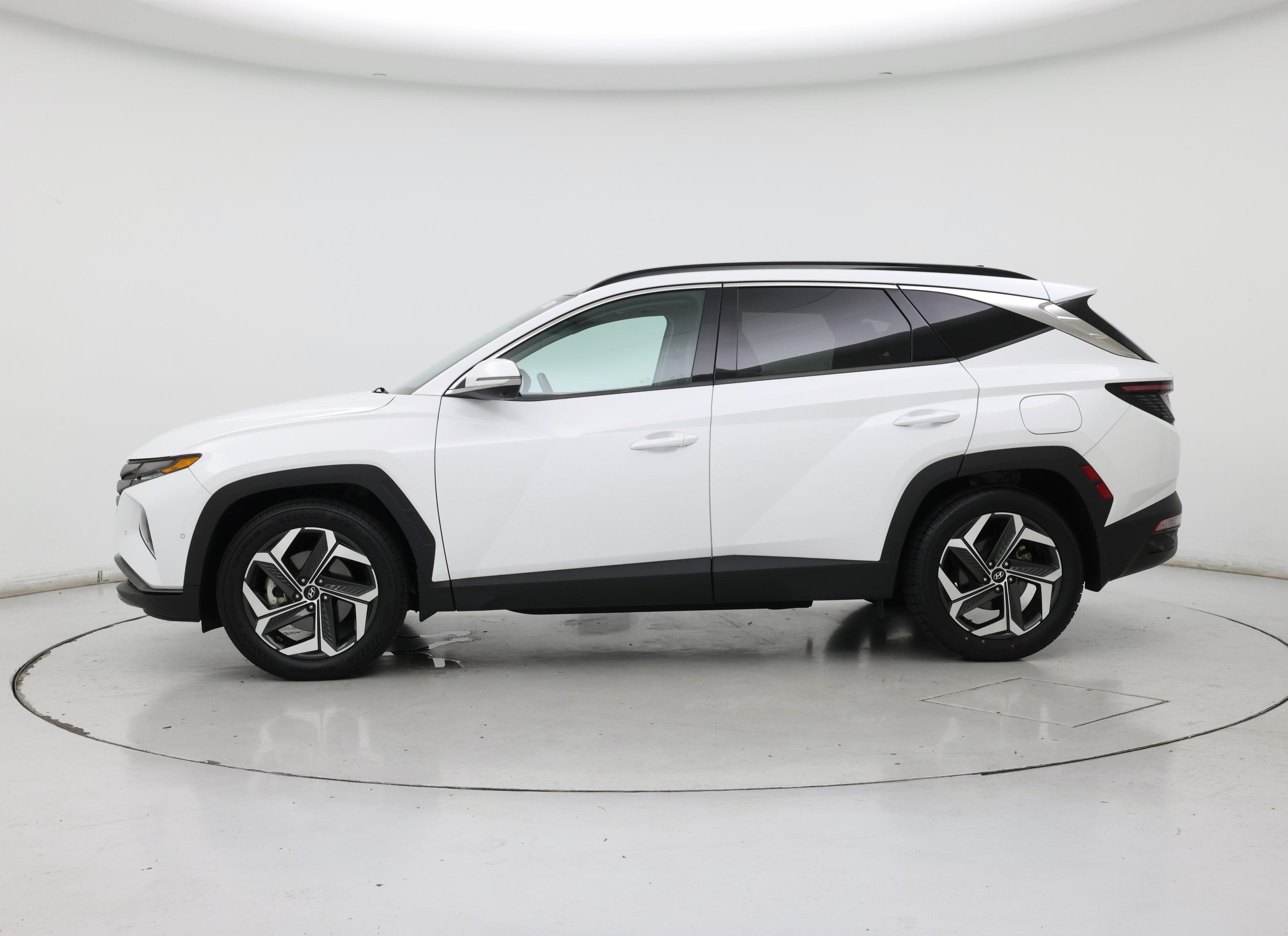 Thumbnail: 2022 Hyundai Tucson - 3