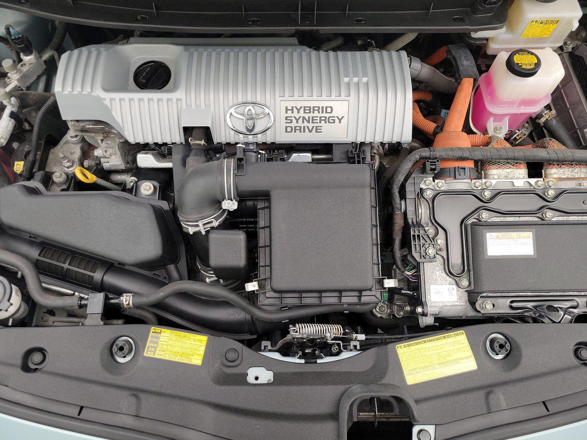 Thumbnail: 2013 Toyota Prius - 19