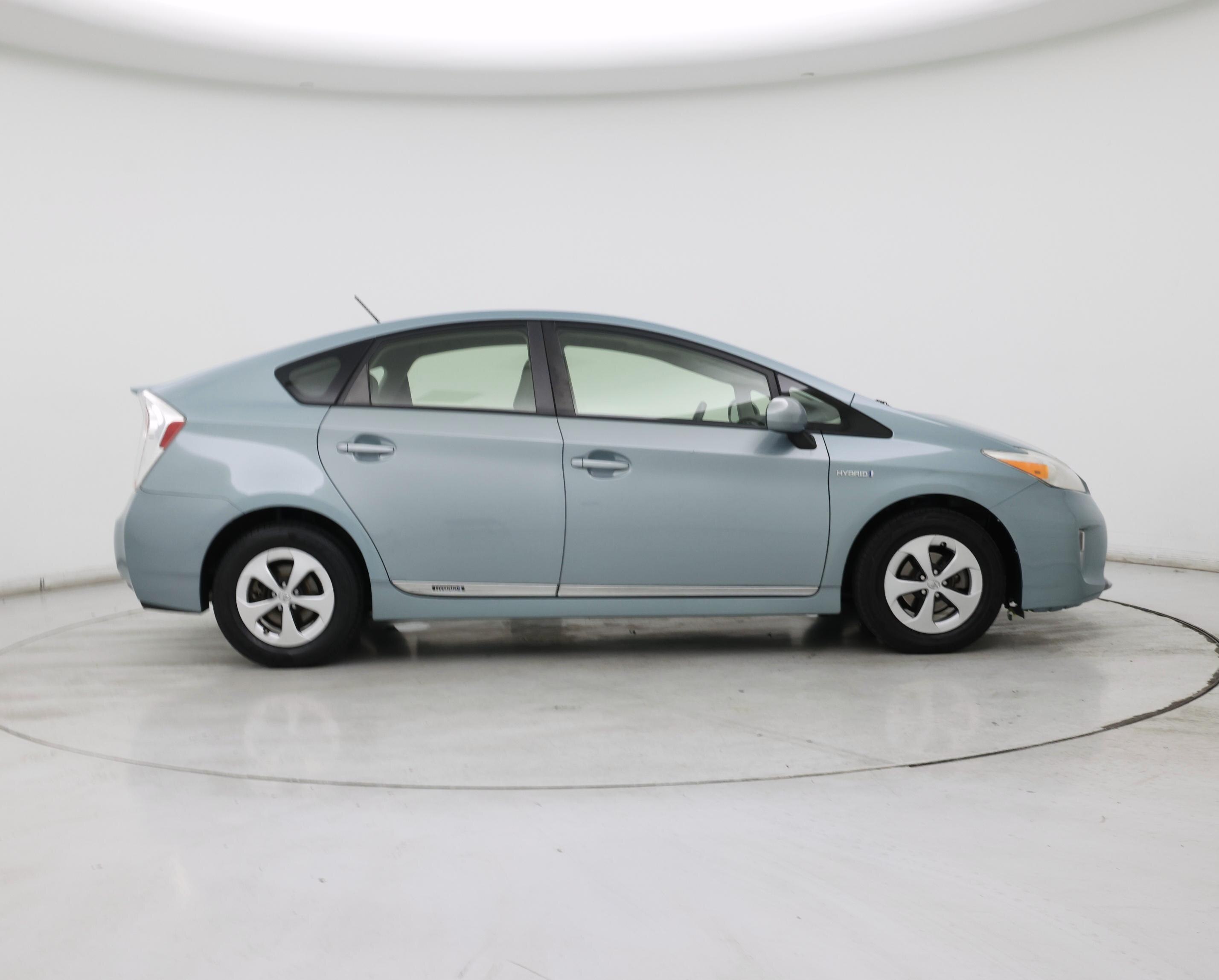Thumbnail: 2013 Toyota Prius - 7