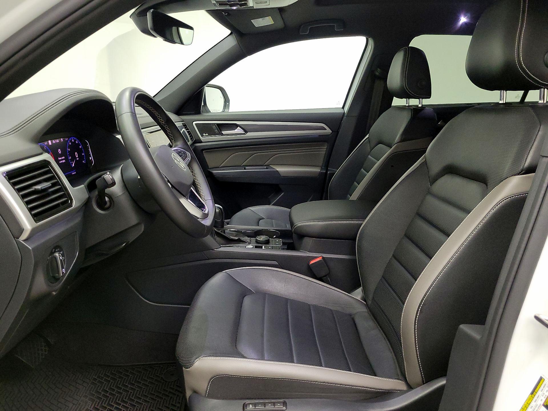 Thumbnail: 2021 Volkswagen Atlas - 11