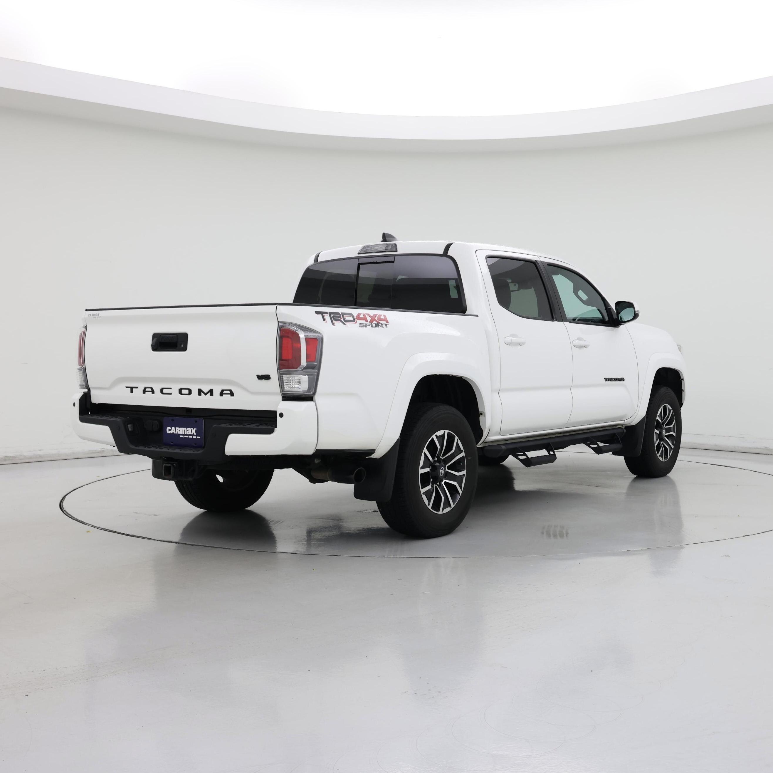 Thumbnail: 2022 Toyota Tacoma - 8