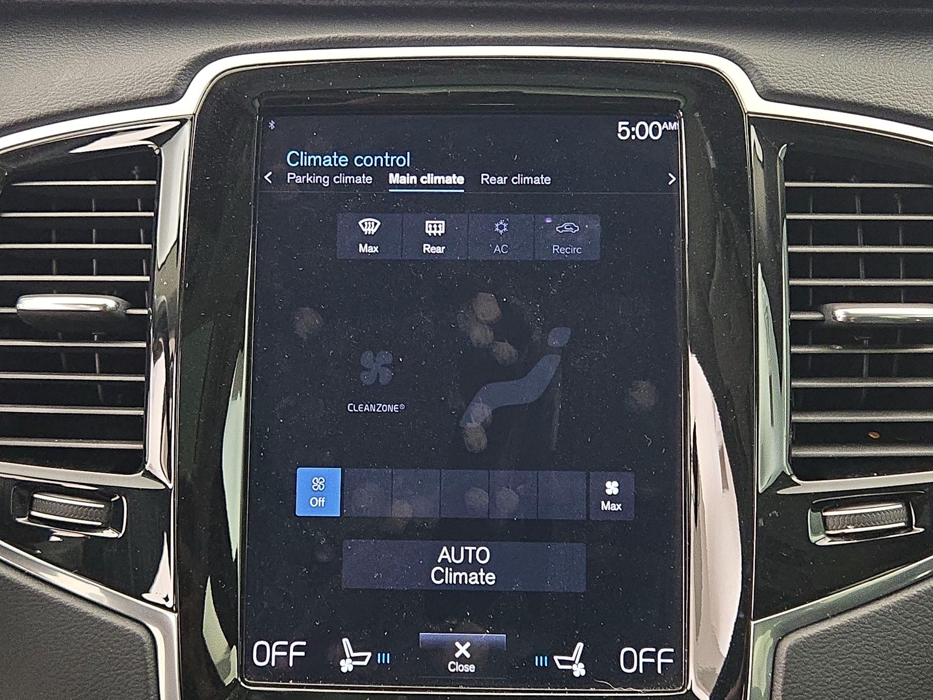 Thumbnail: 2022 Volvo XC90 - 17